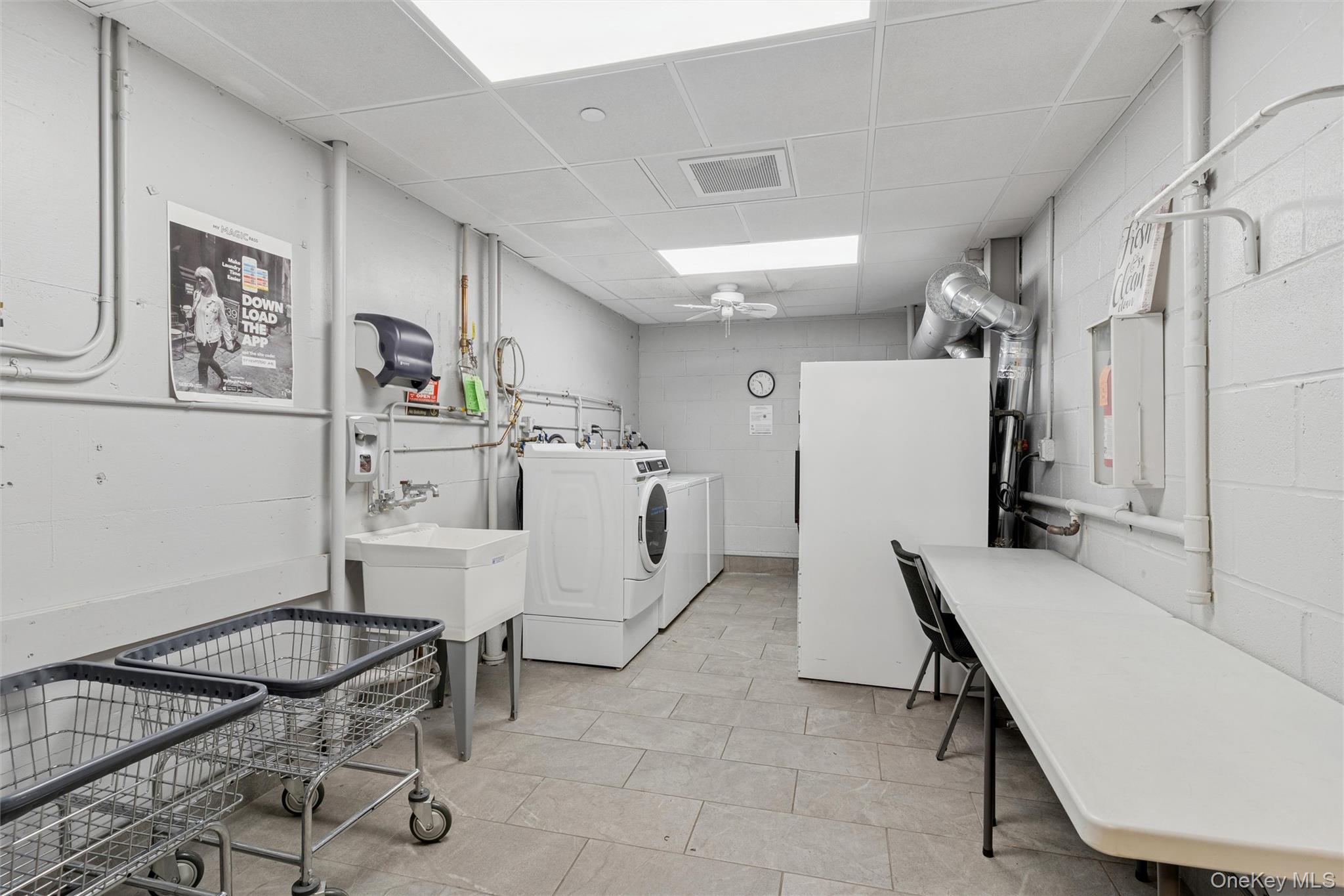 157 Hempstead Avenue Unit: B20