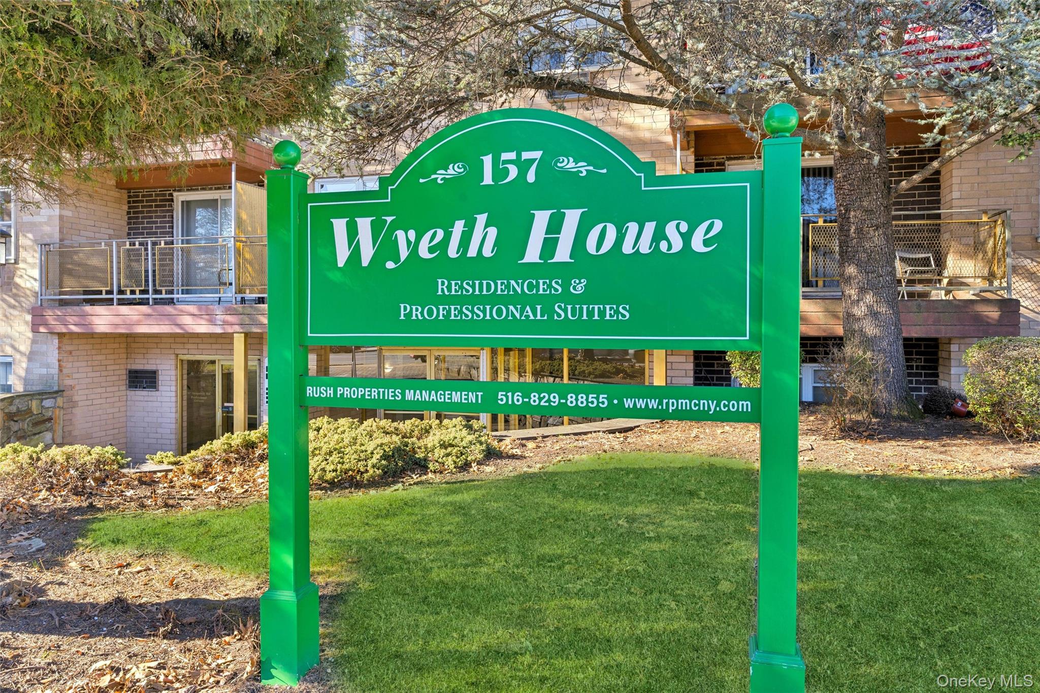 157 Hempstead Avenue Unit: B20