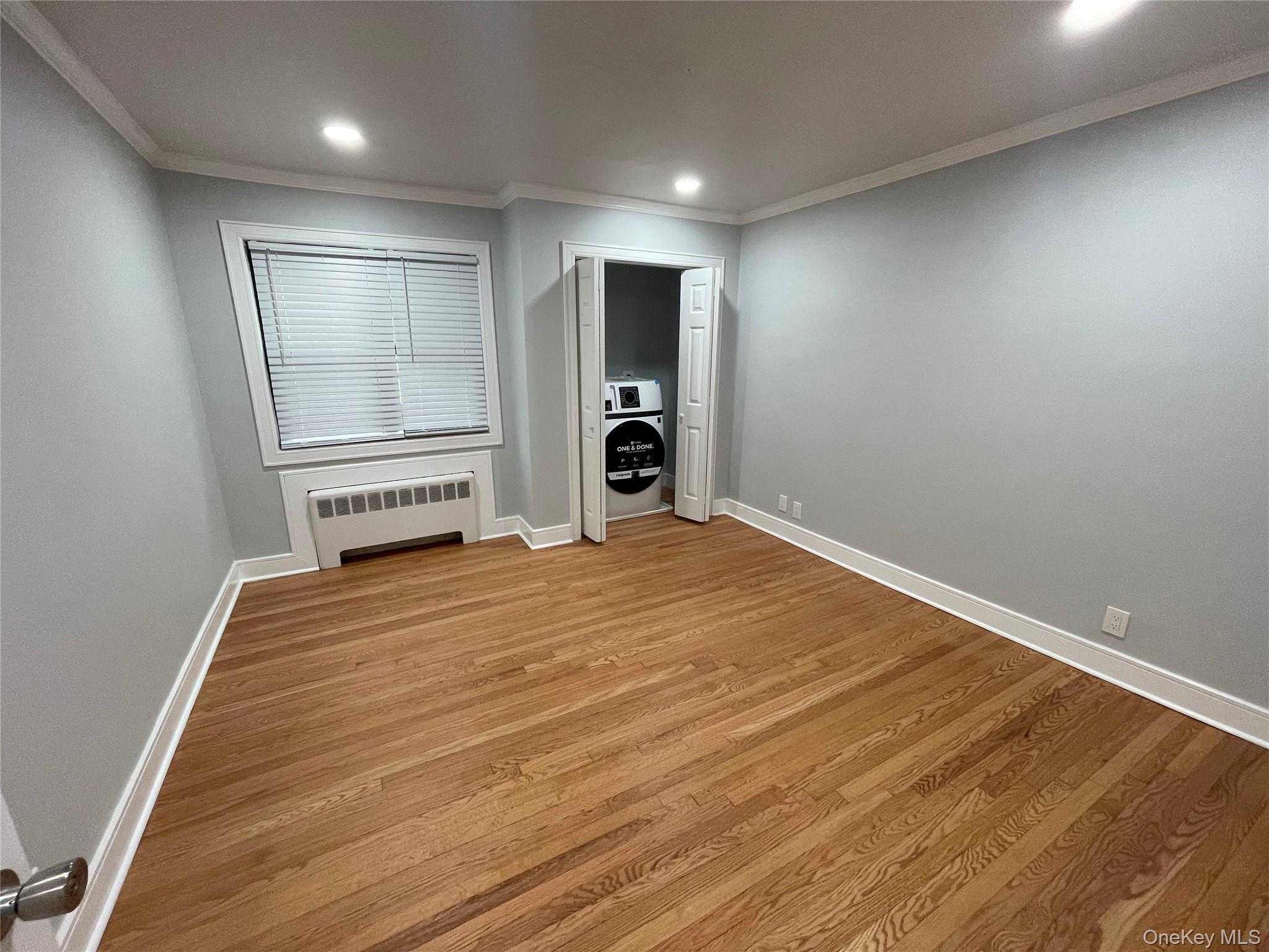 411 E Walnut Street Unit: Lower