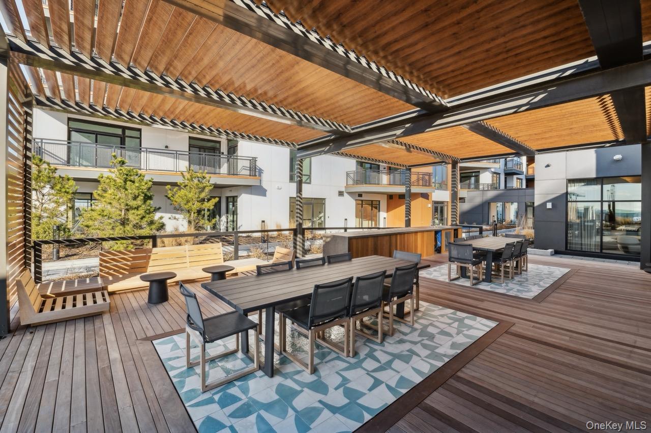 100 Boardwalk Unit: 506 A