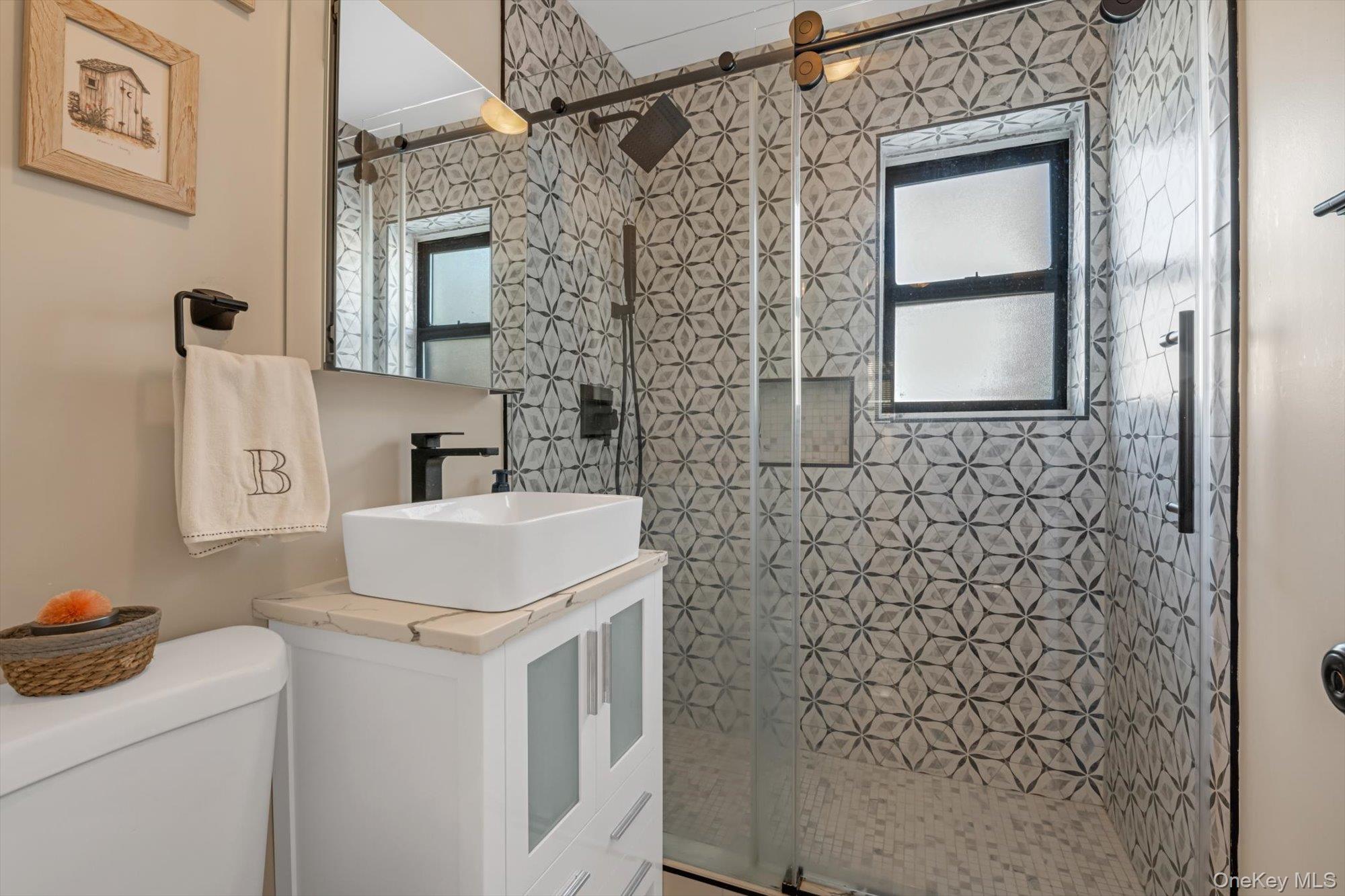 65 W Broadway Unit: 6A