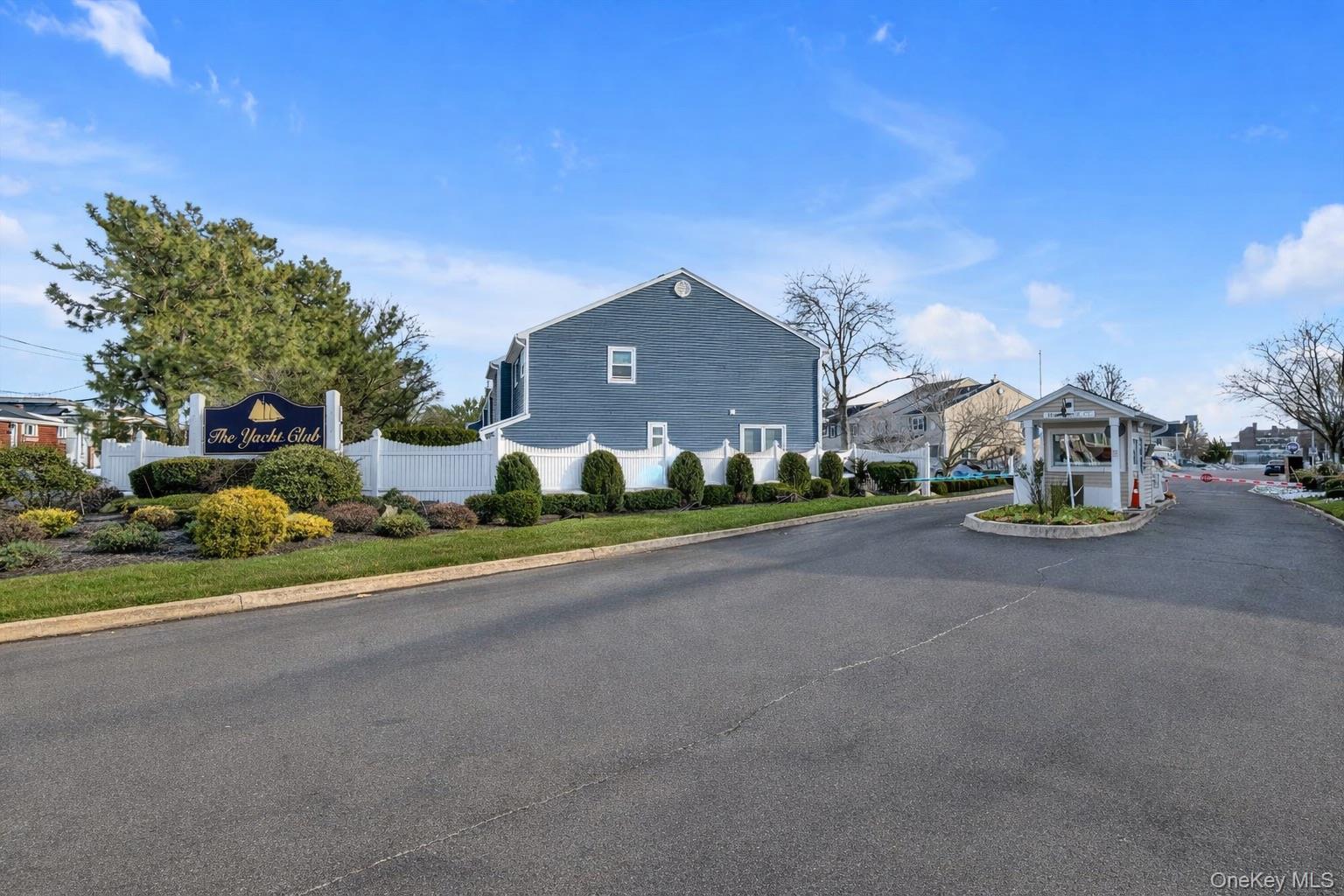 100 Baker Court Unit: 113