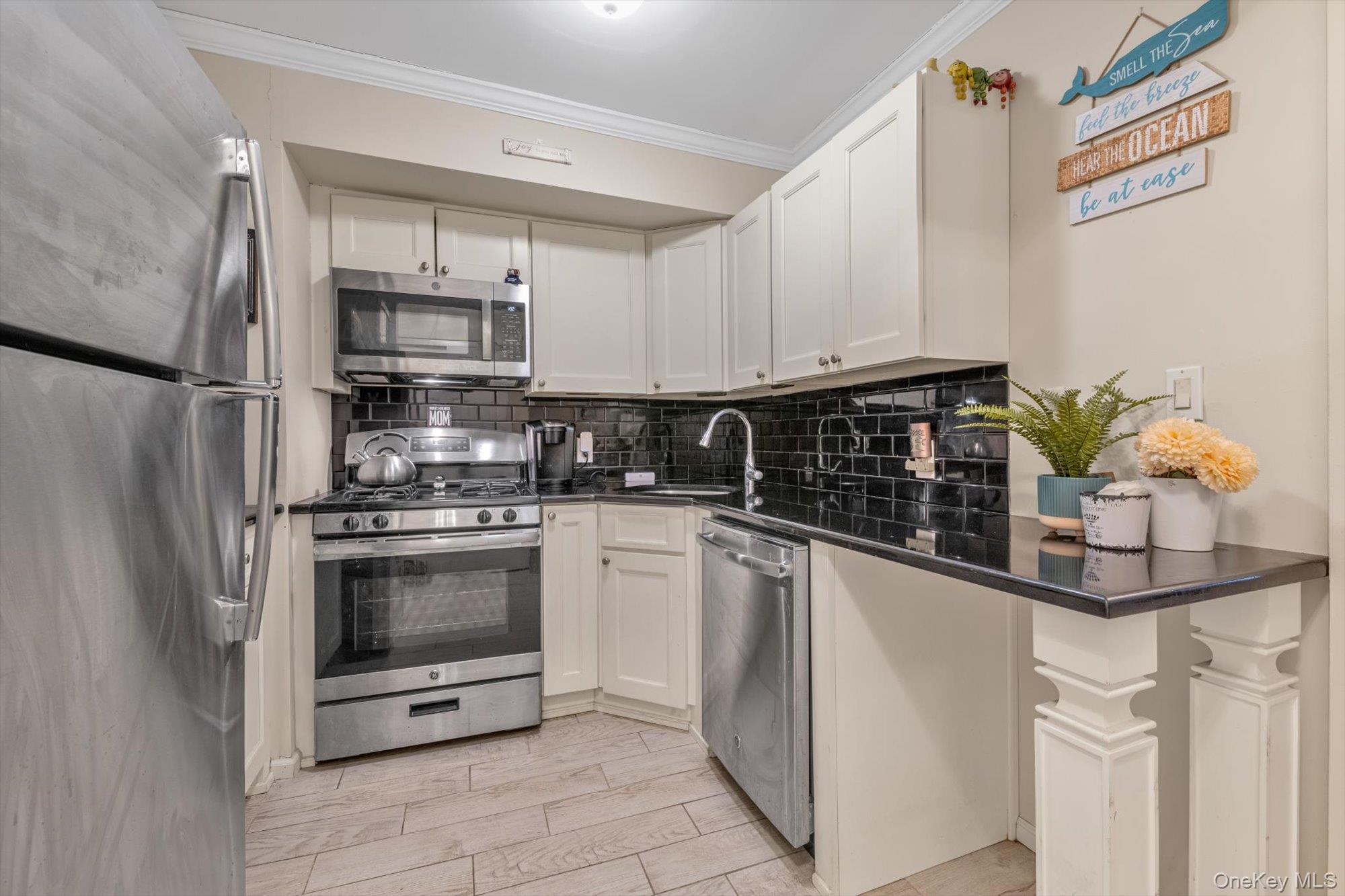 55 Monroe Boulevard Unit: 5R