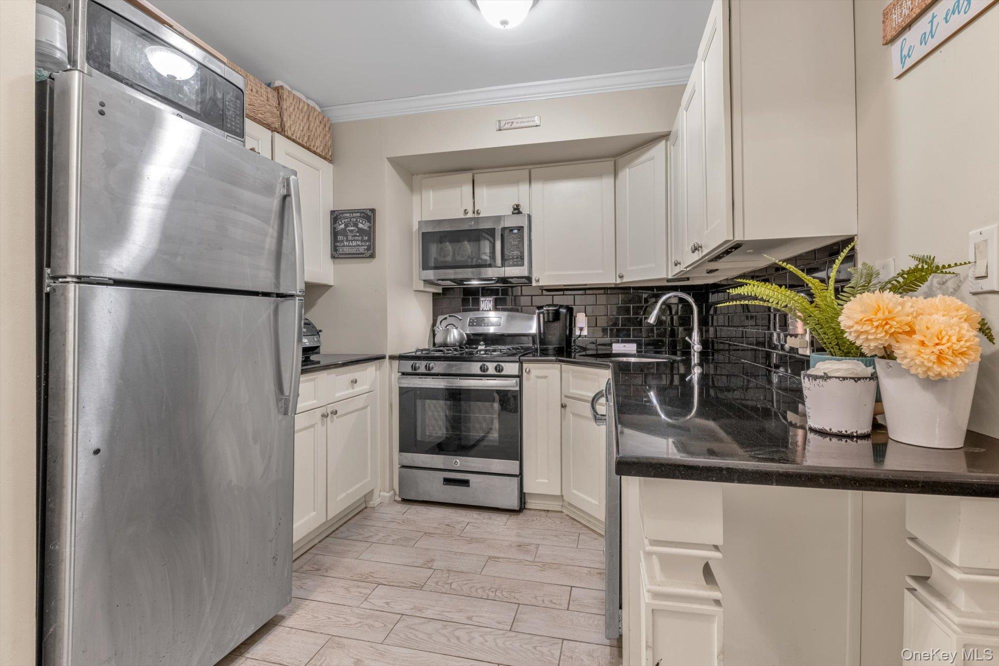 55 Monroe Boulevard Unit: 5R