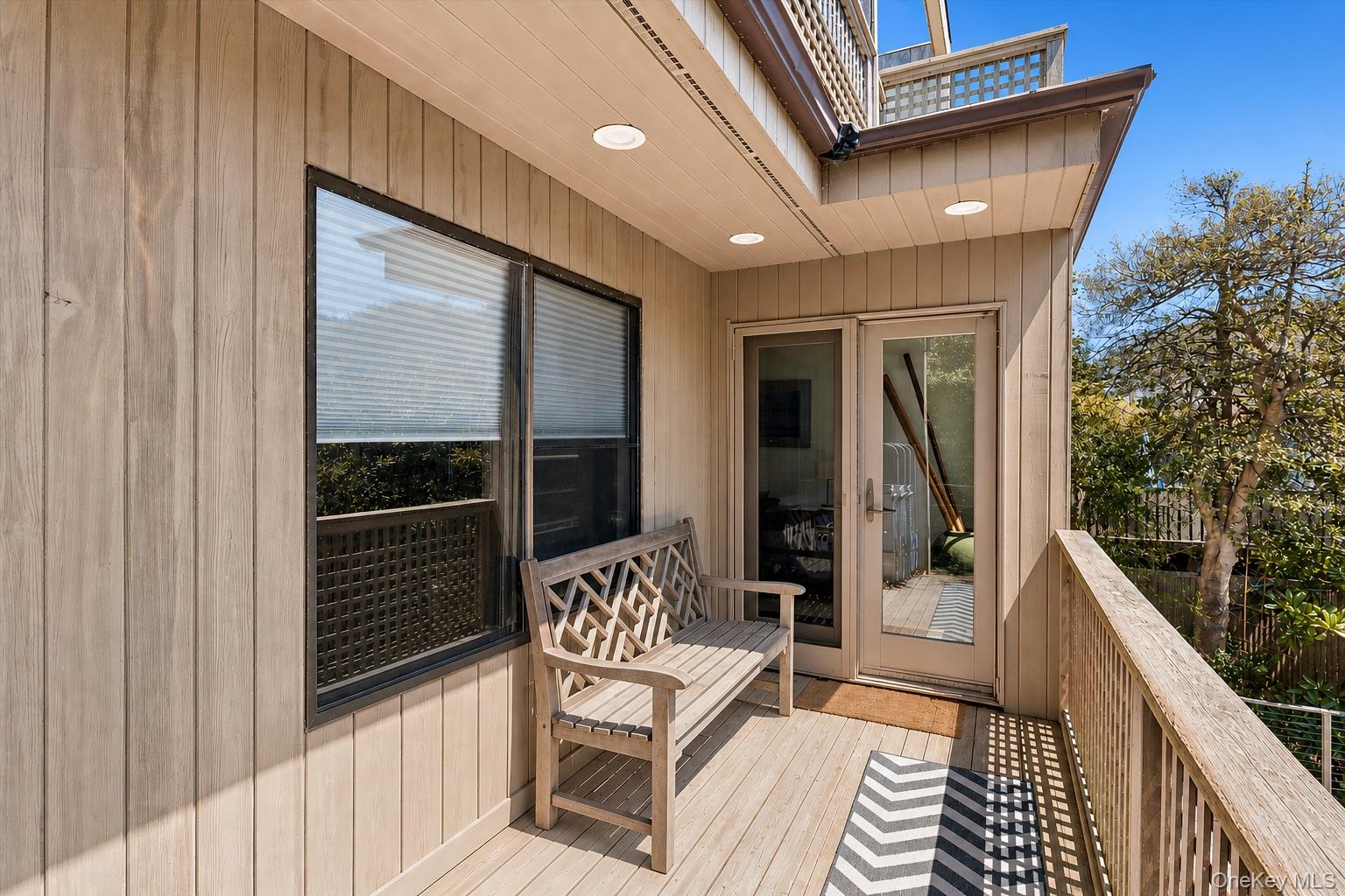 287 Bay Walk
