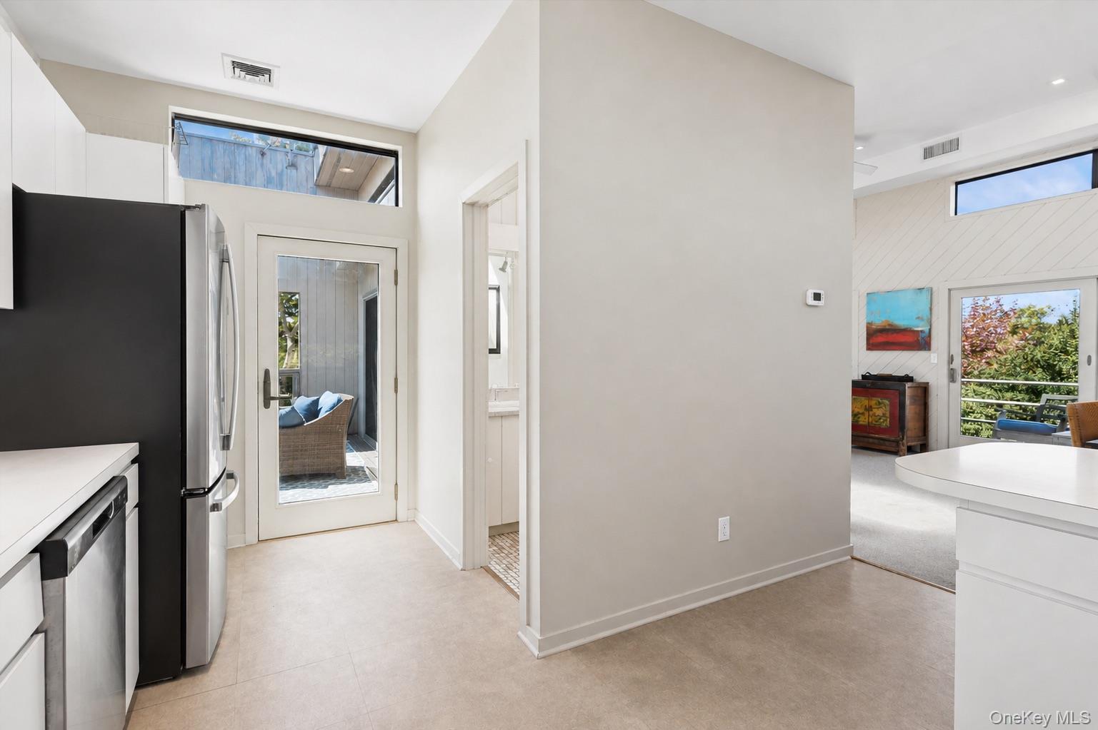 287 Bay Walk
