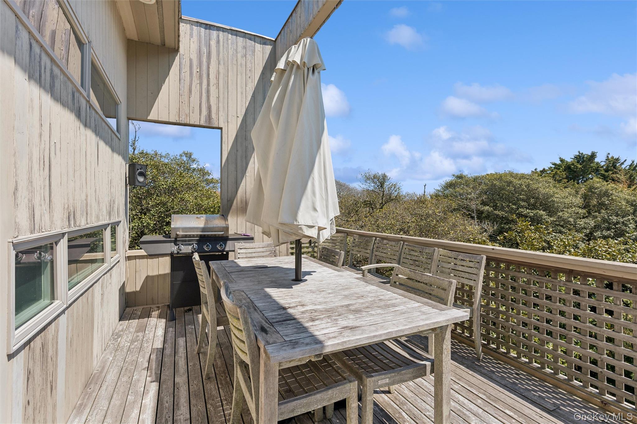 287 Bay Walk