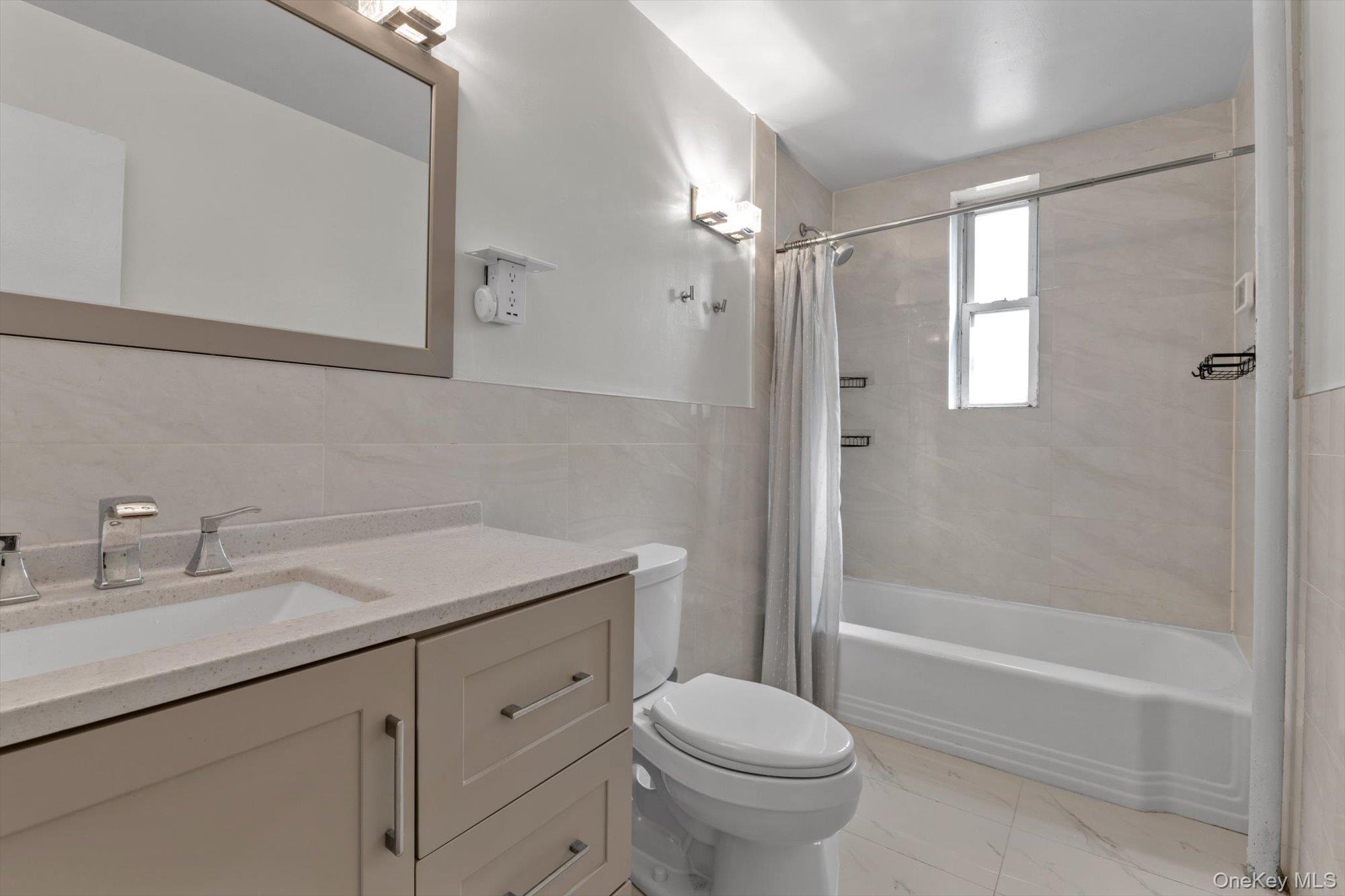 143-50 Hoover Avenue Unit: 304