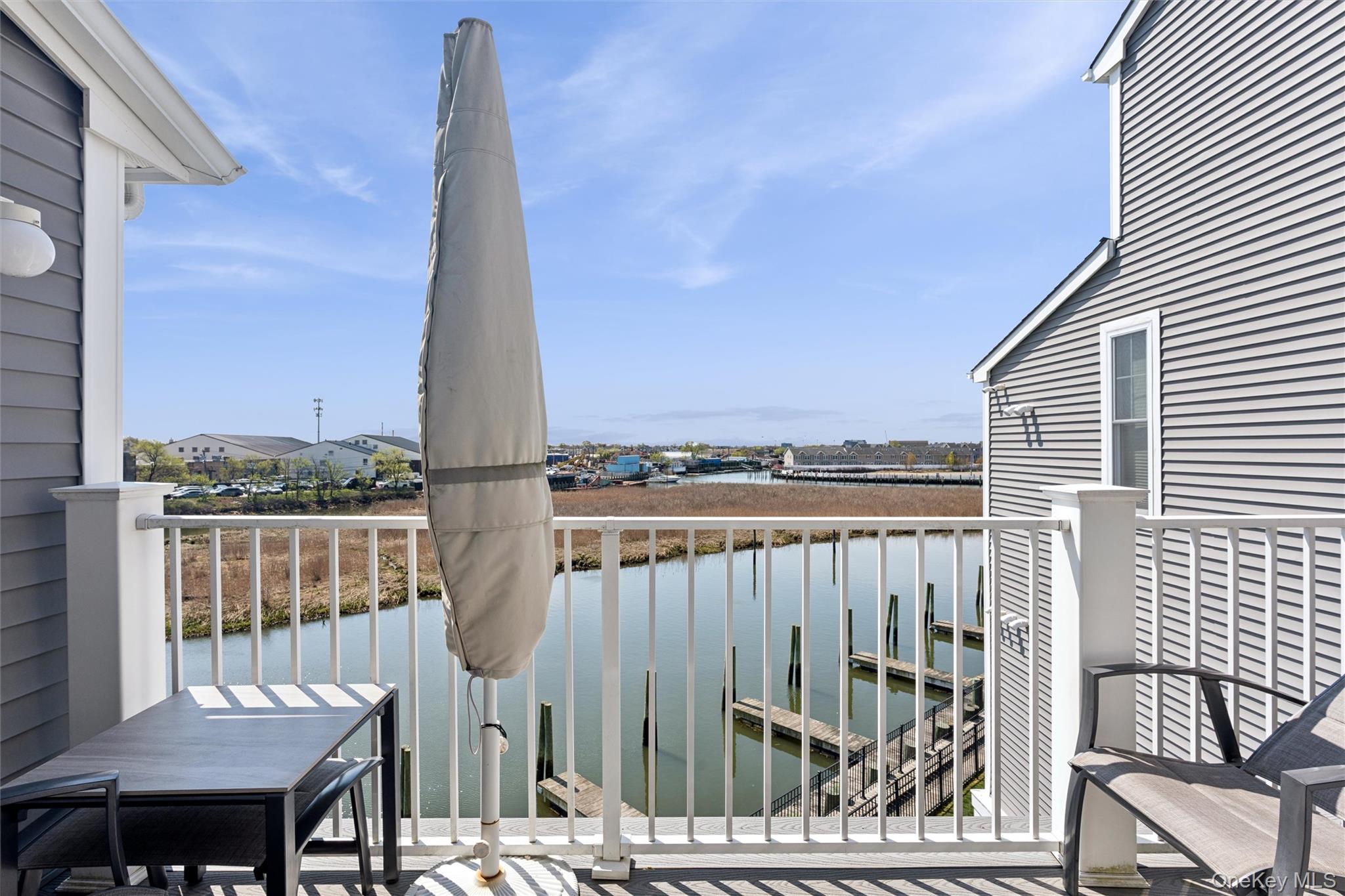332 Marina Pointe Drive Unit: 332