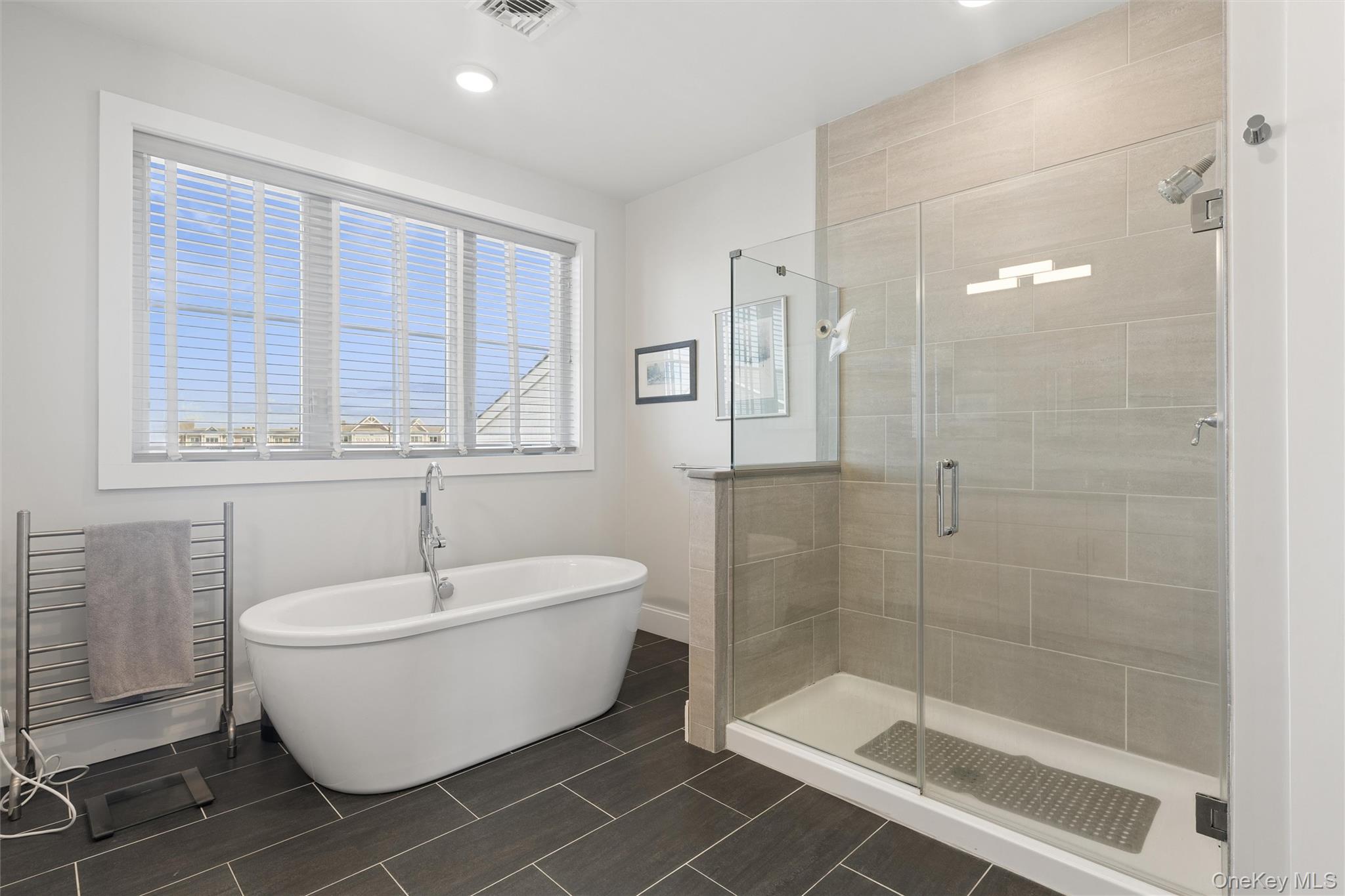 332 Marina Pointe Drive Unit: 332