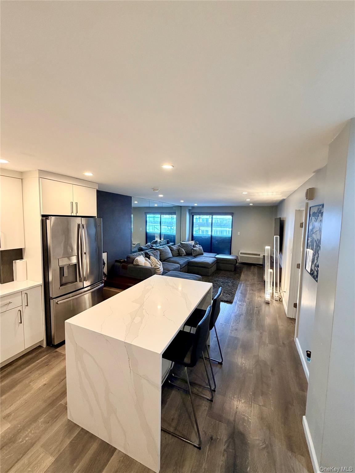 360 Shore Road Unit: 9B
