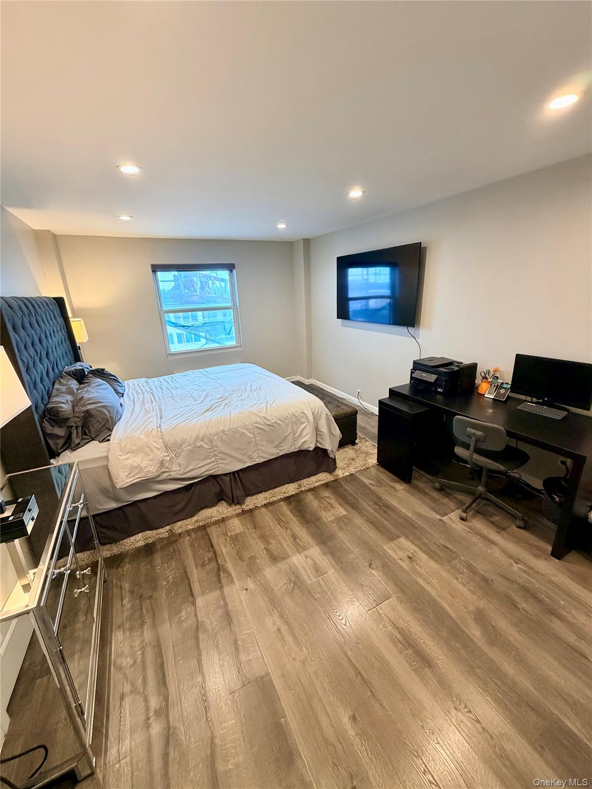 360 Shore Road Unit: 9B