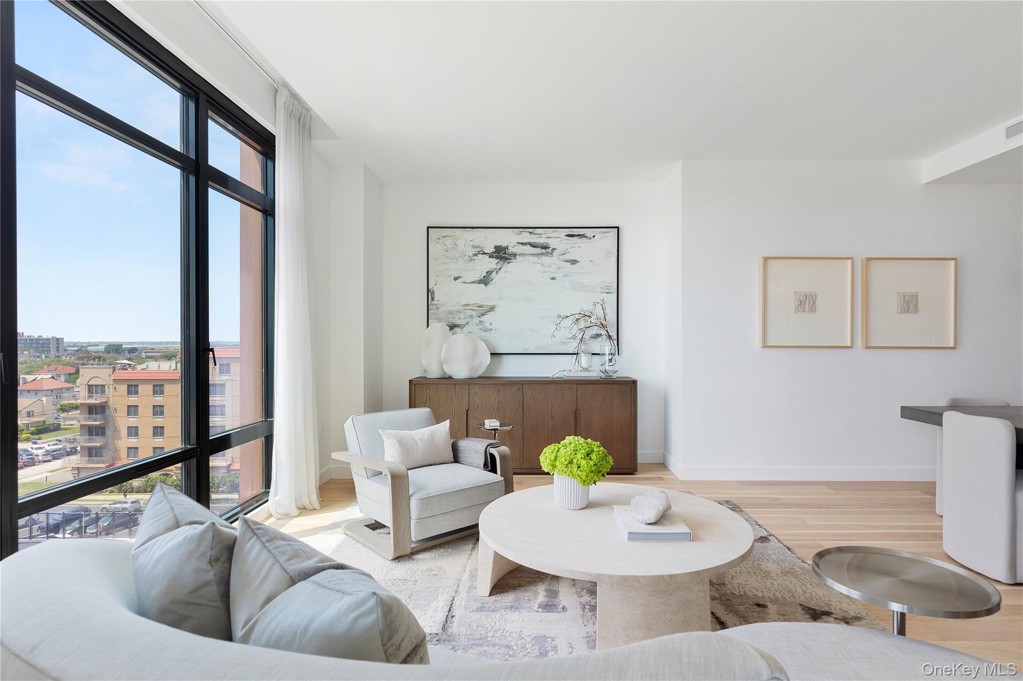 140 Boardwalk Unit: L8 B