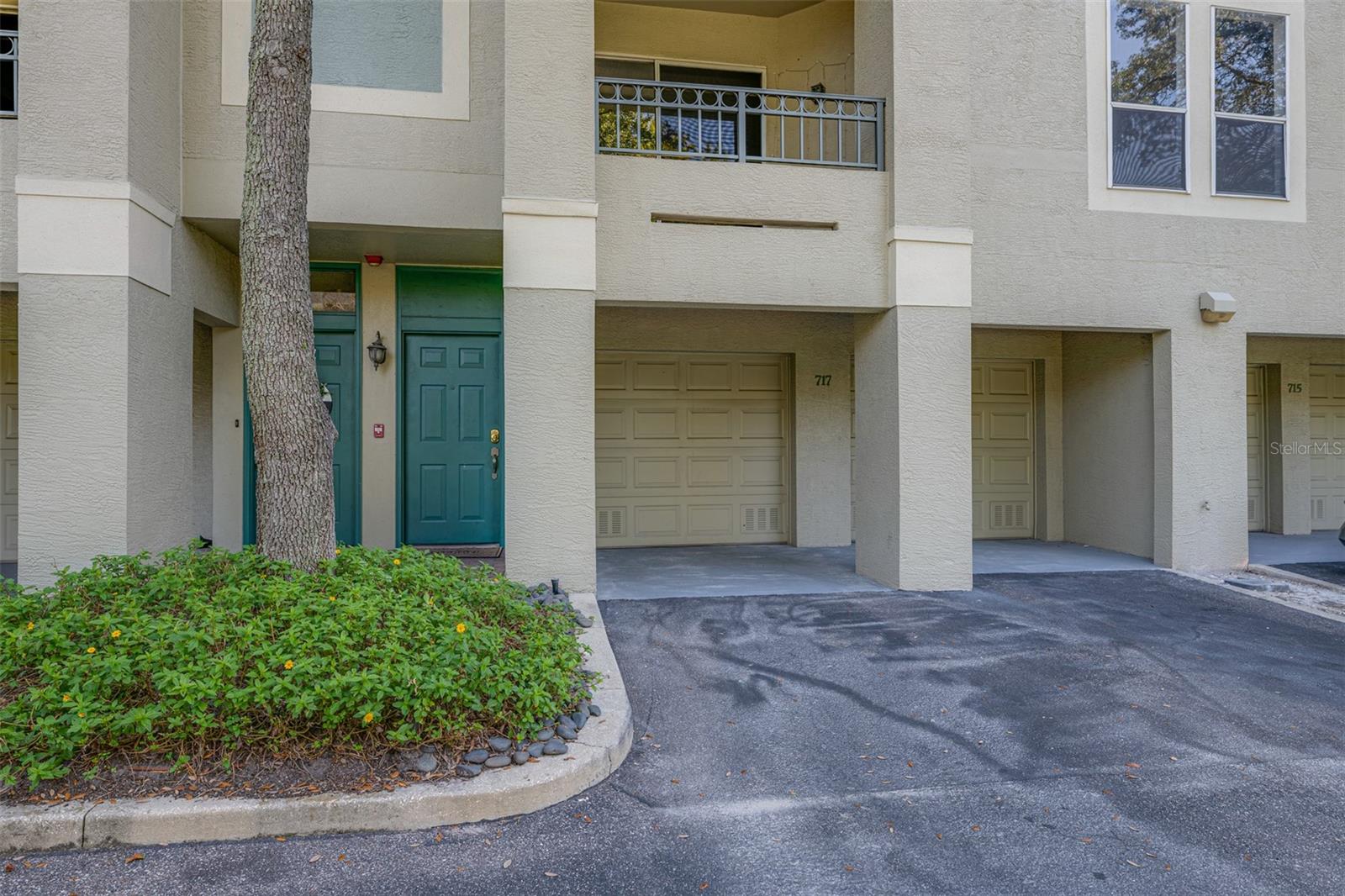 717 MAINSAIL DR