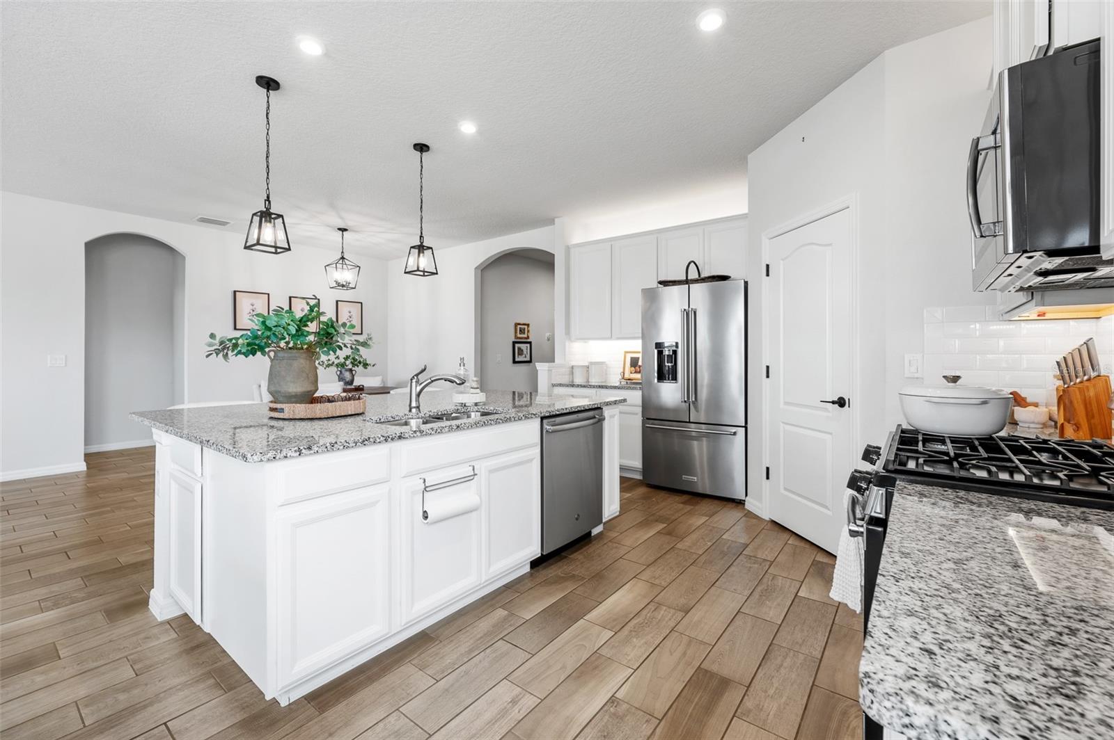 12212 BLUE PACIFIC DR