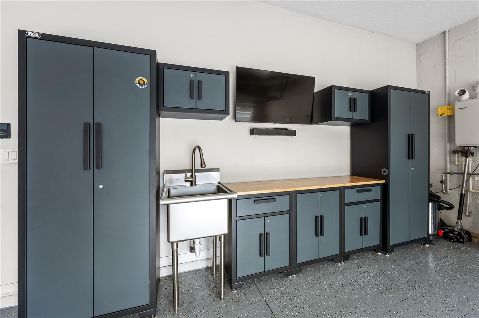 12212 BLUE PACIFIC DR