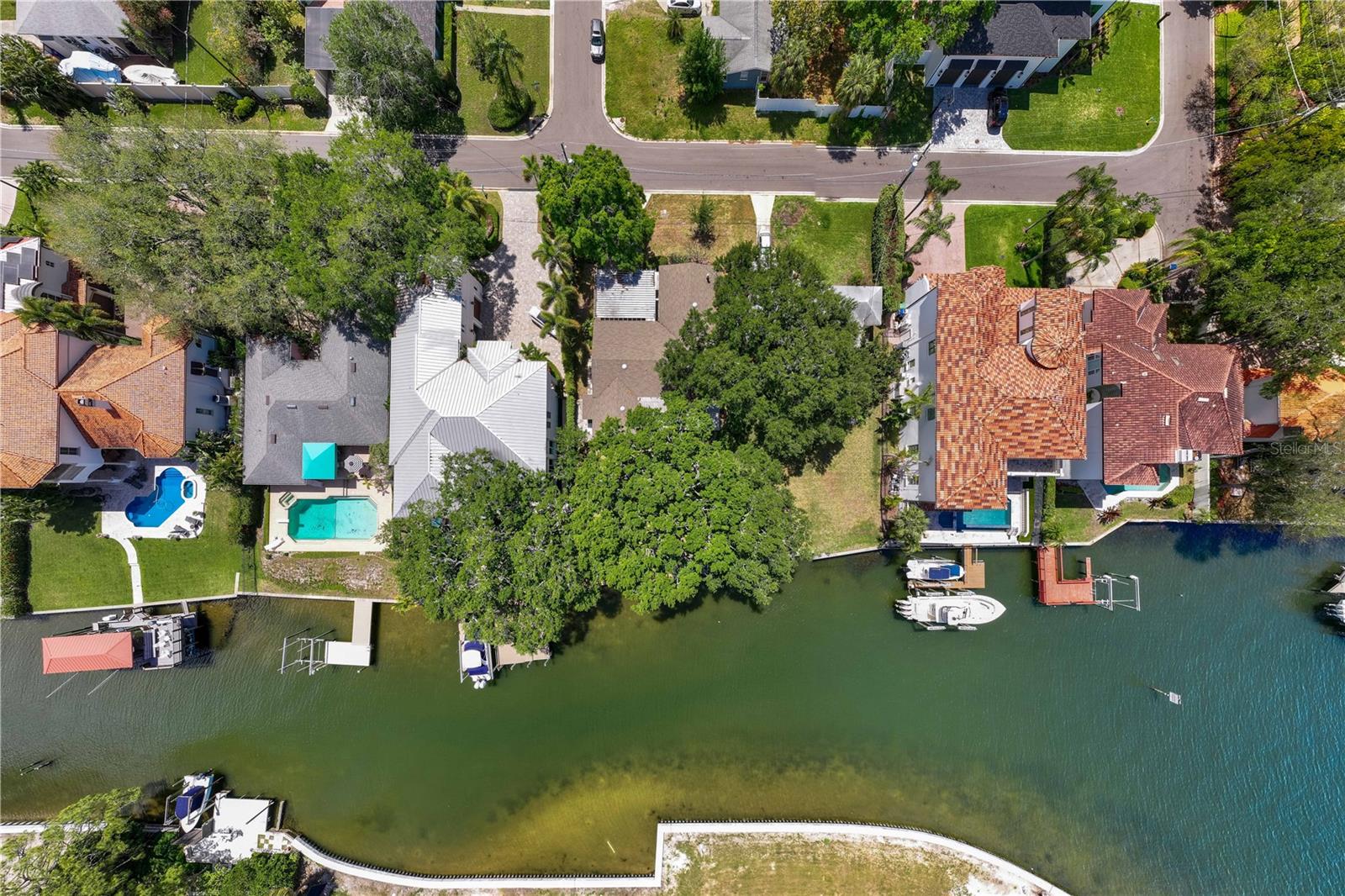 5009 W SPRING LAKE DR