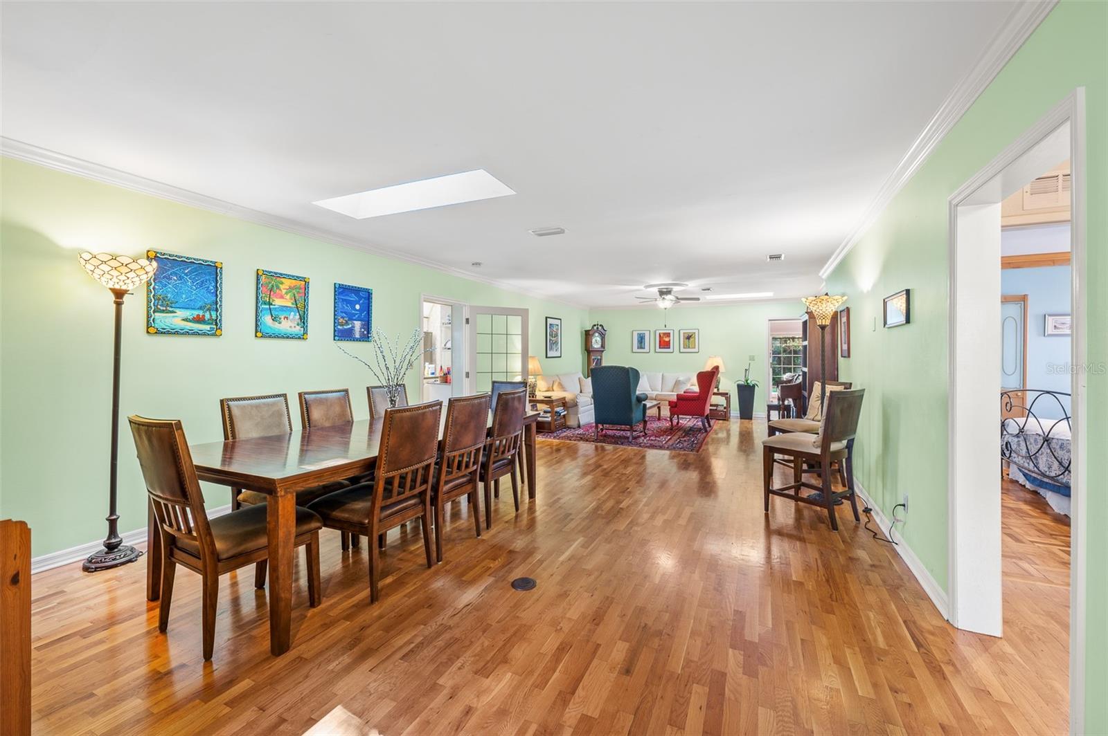 647 GENEVA PL