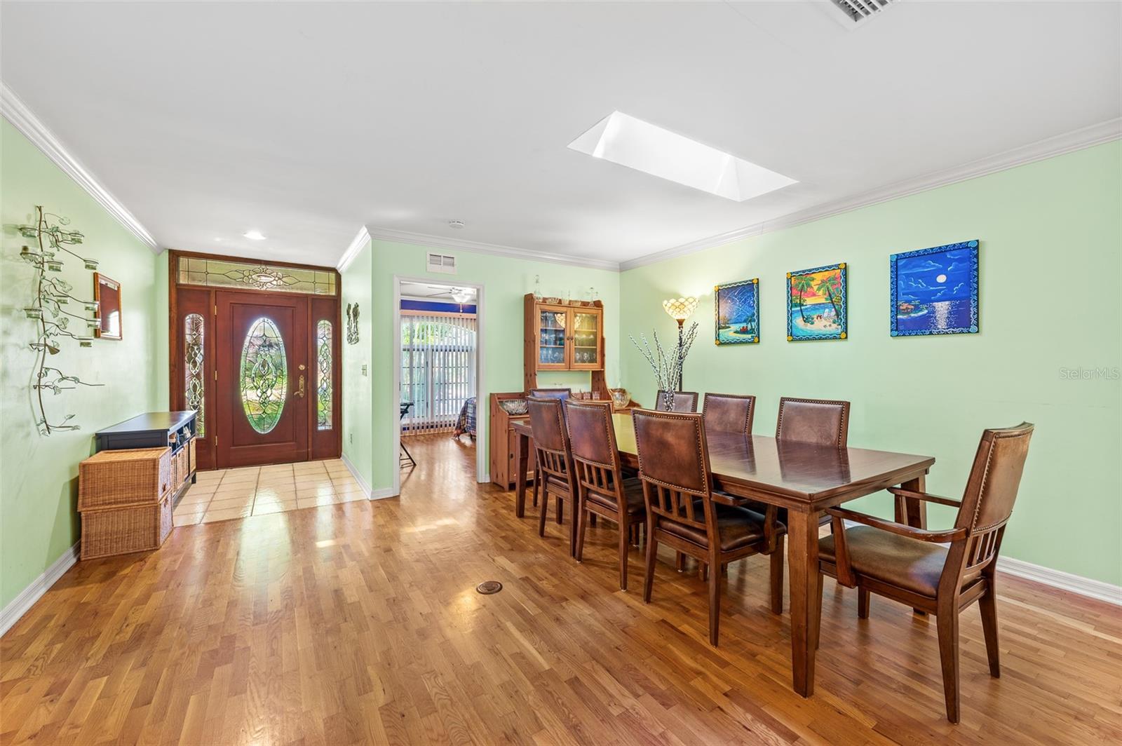 647 GENEVA PL