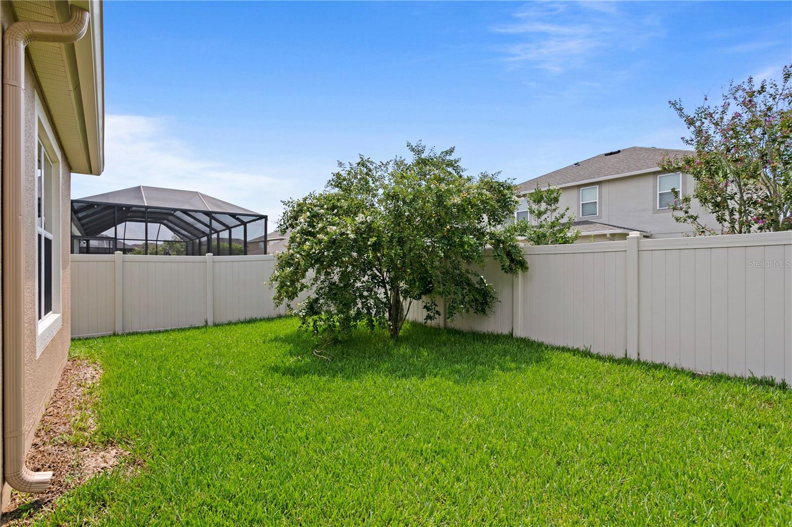 1917 MOORHEN WAY