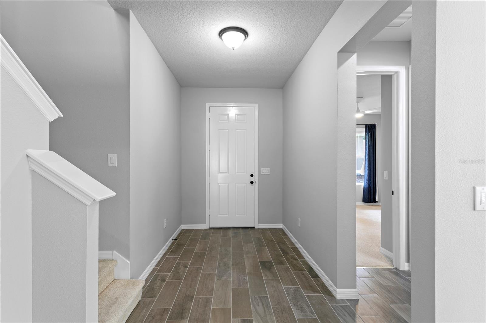 1917 MOORHEN WAY