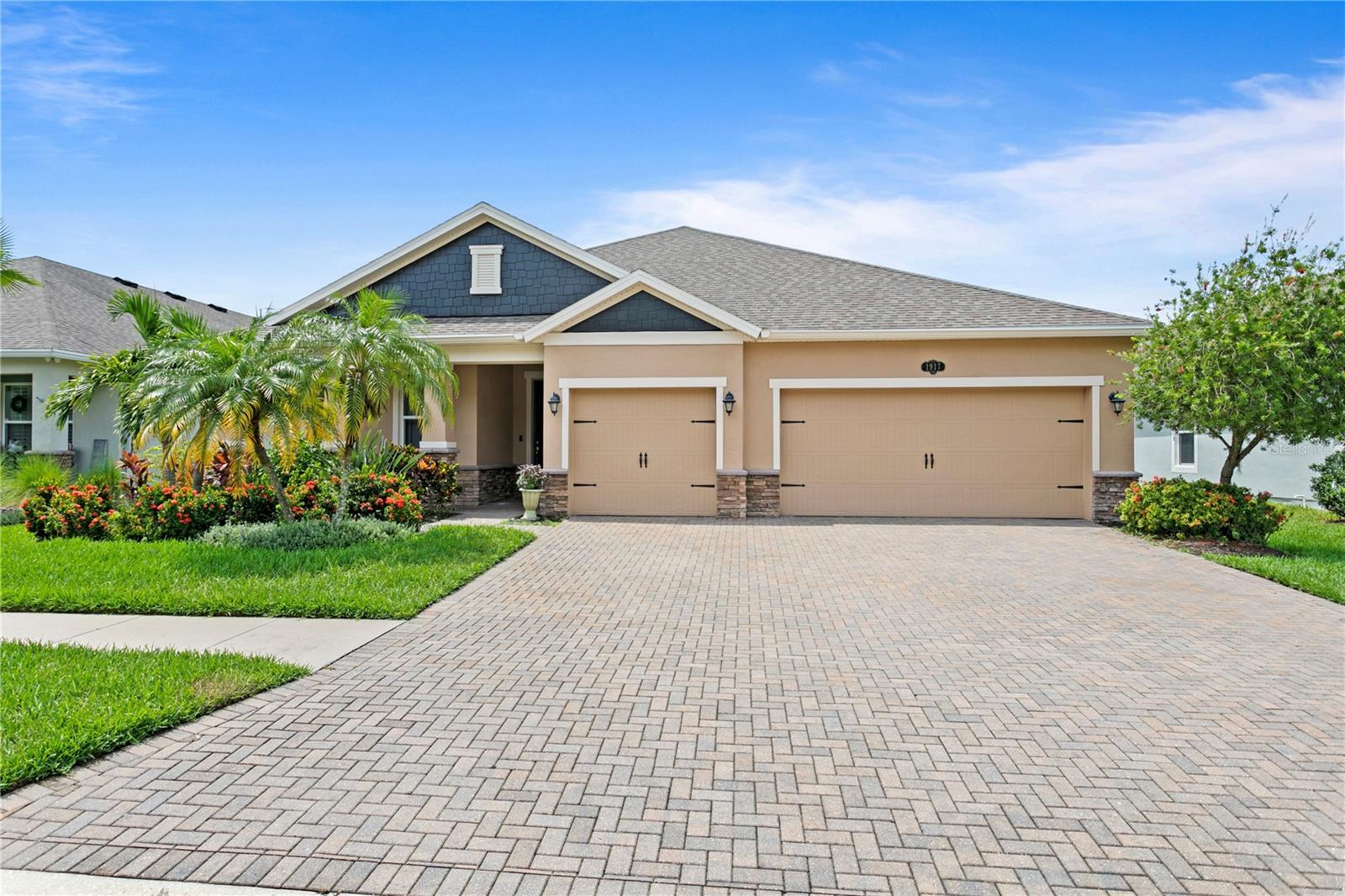 1917 MOORHEN WAY