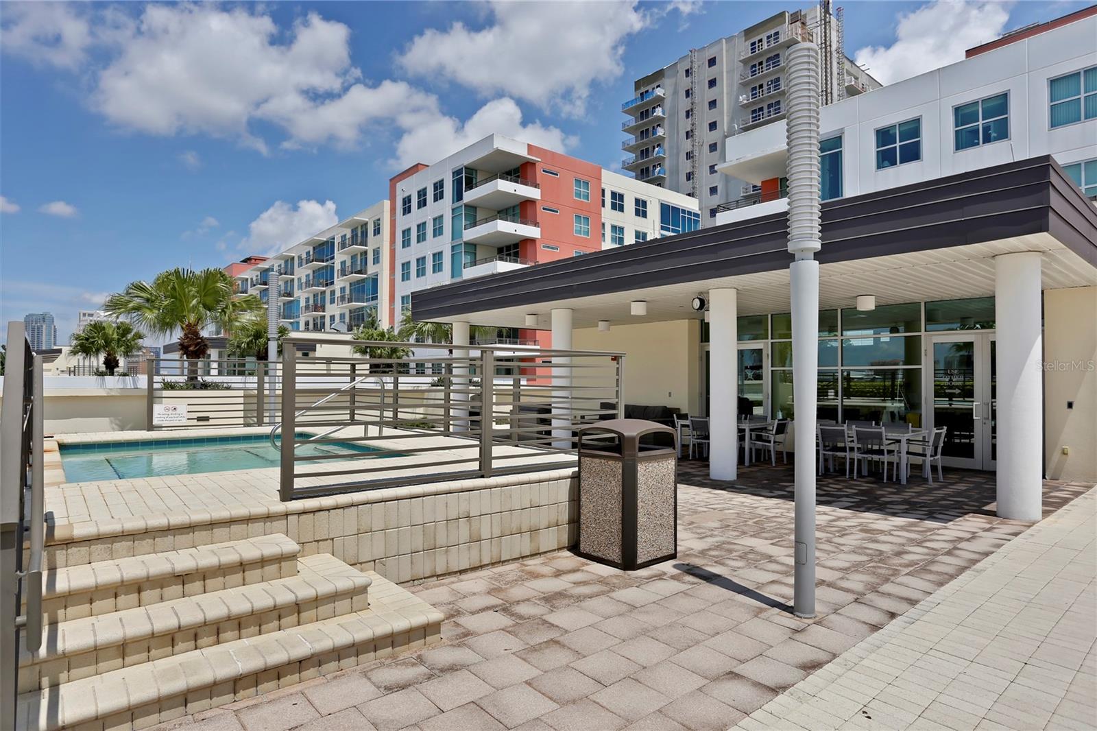 1120 E KENNEDY BLVD #1210