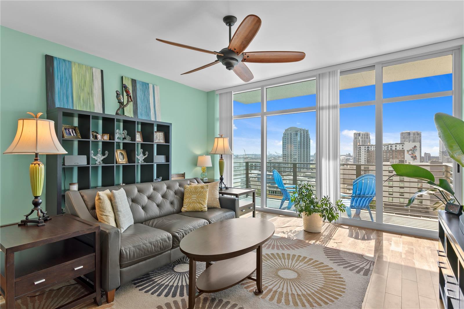 1120 E KENNEDY BLVD #1210