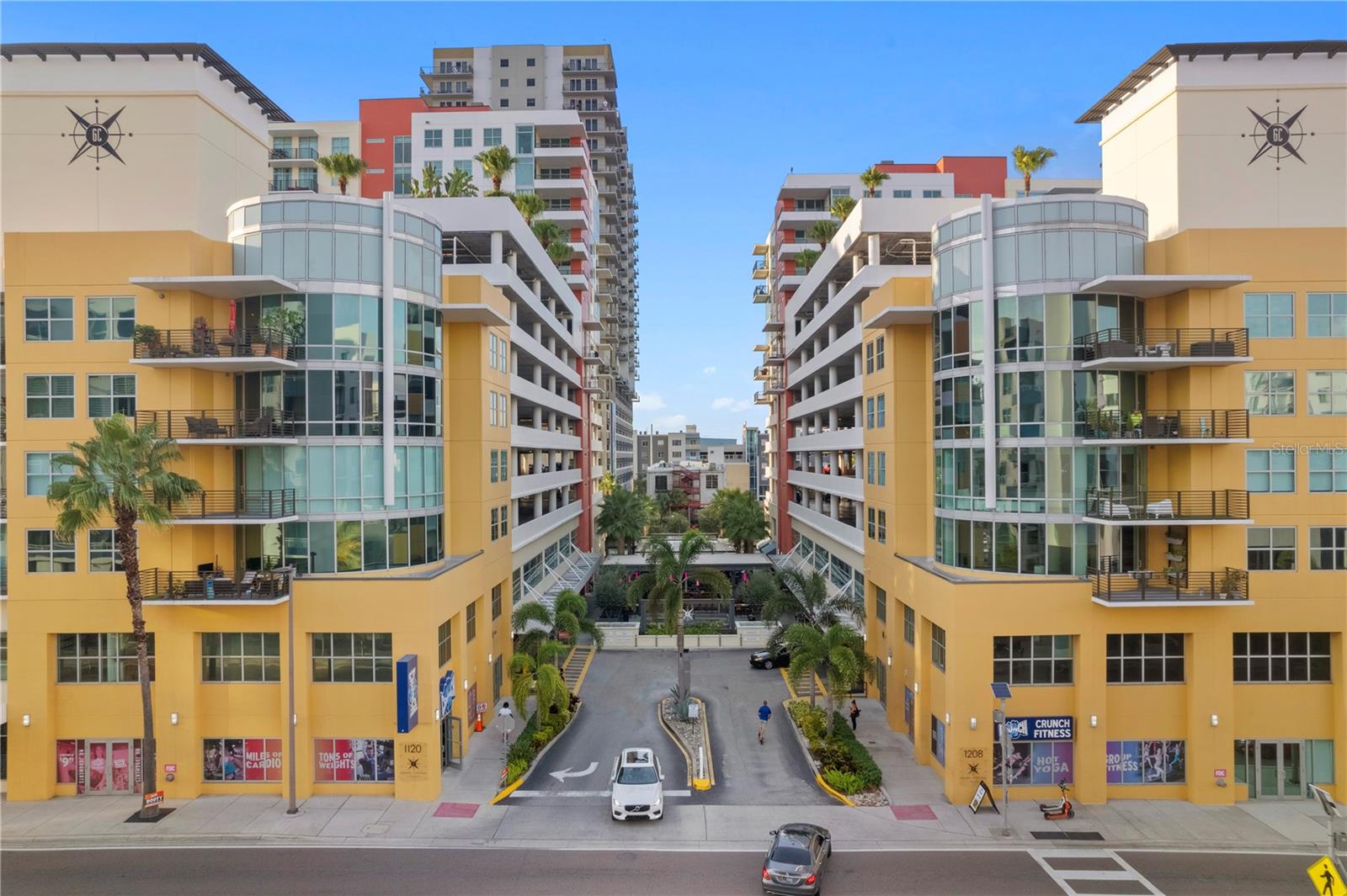 1120 E KENNEDY BLVD #1210