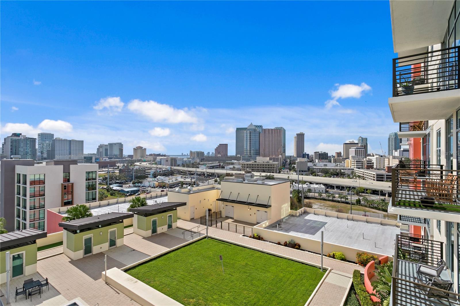1120 E KENNEDY BLVD #1210
