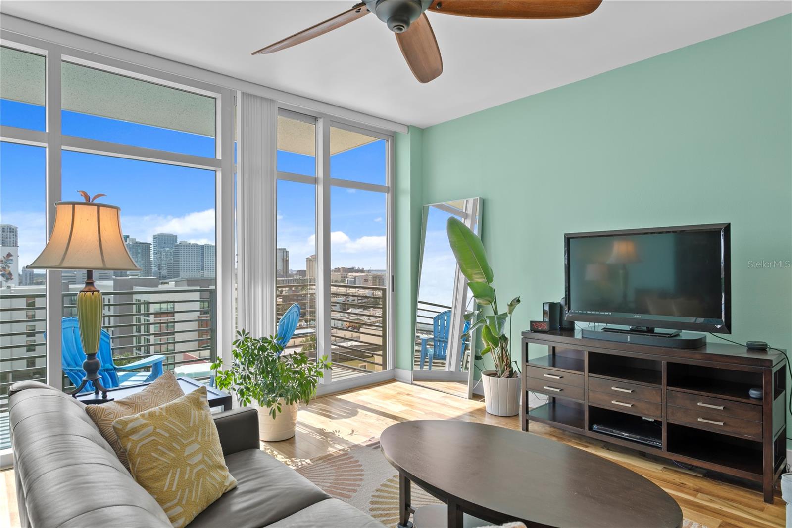 1120 E KENNEDY BLVD #1210