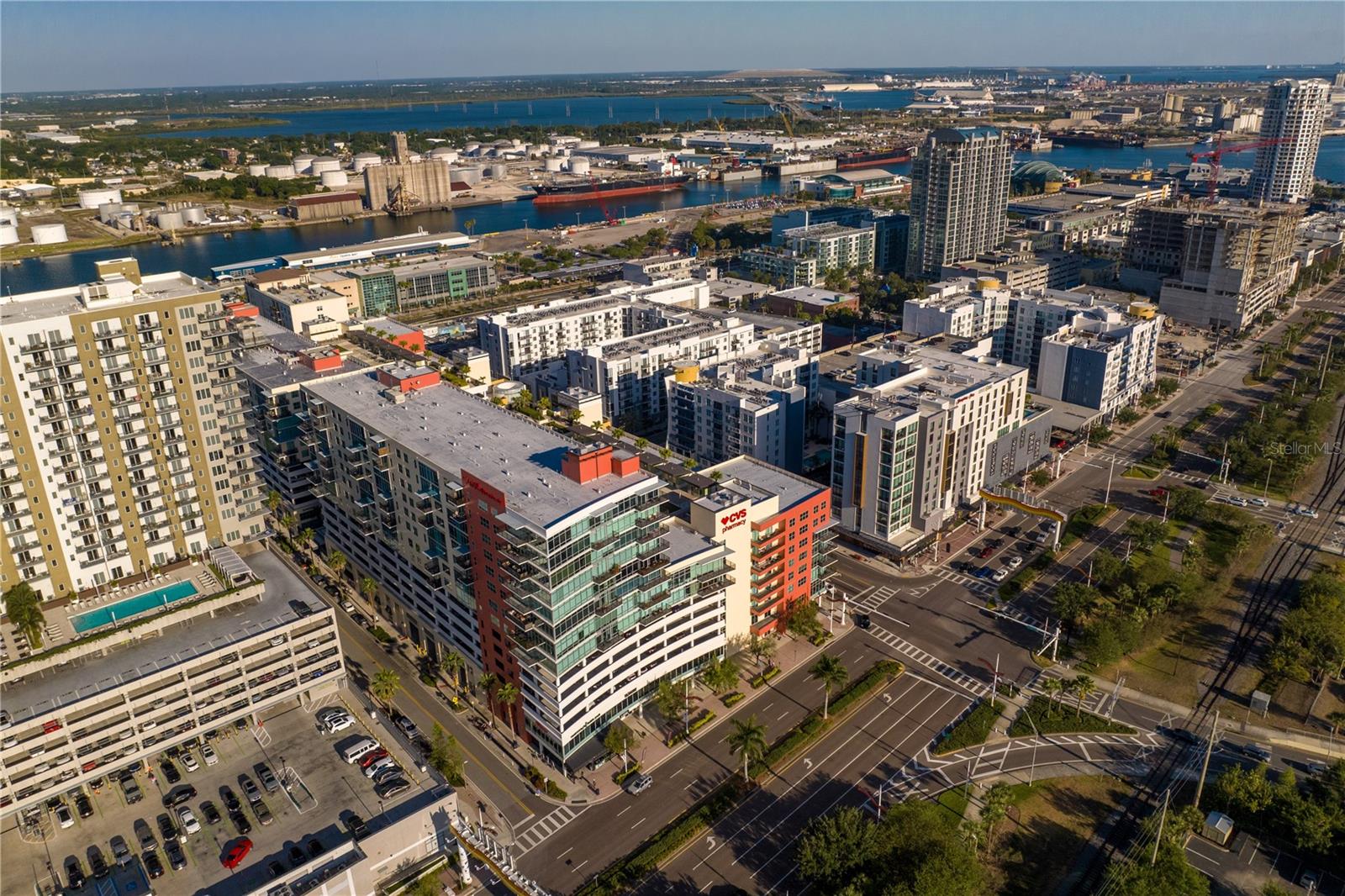 1120 E KENNEDY BLVD #1210