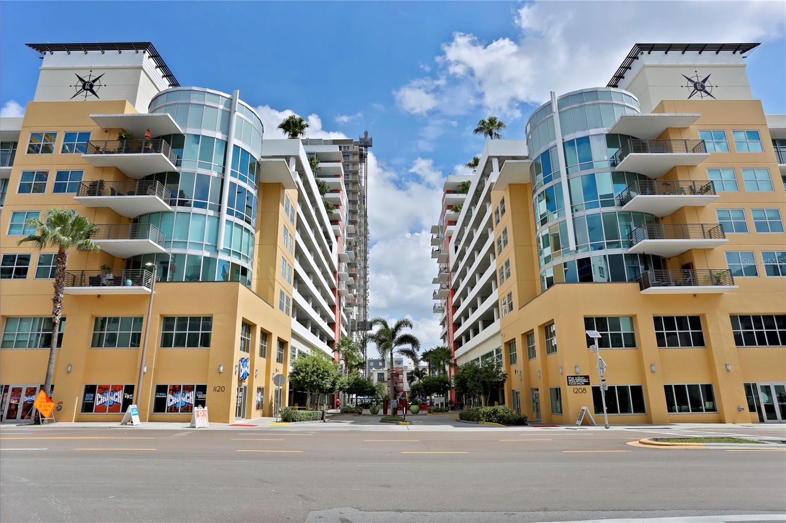 1120 E KENNEDY BLVD #1210
