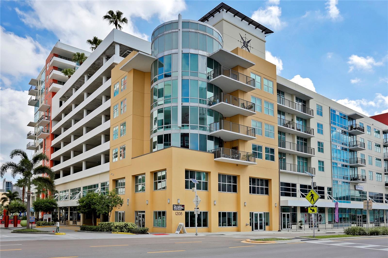 1120 E KENNEDY BLVD #1210