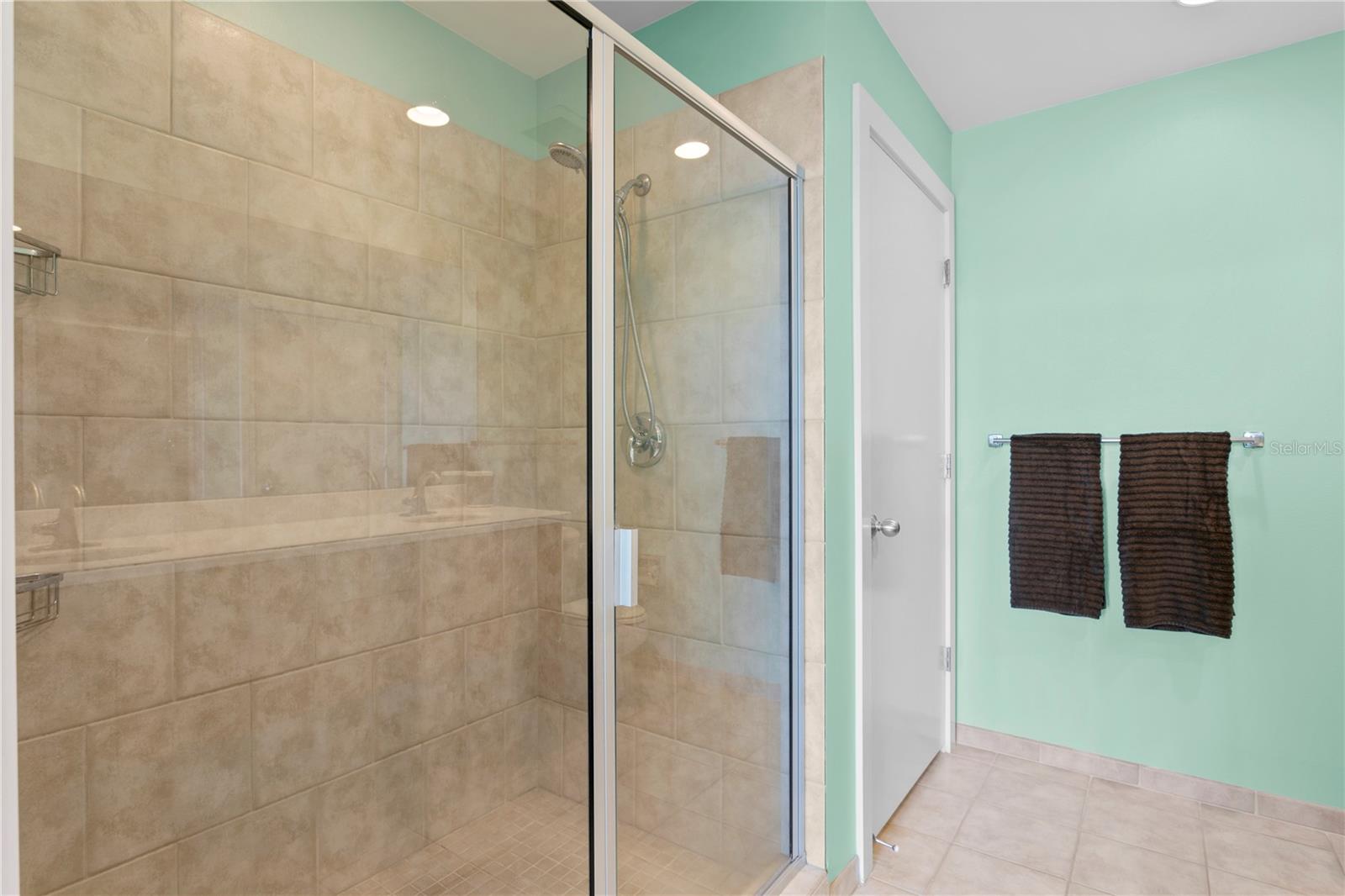 1120 E KENNEDY BLVD #1210