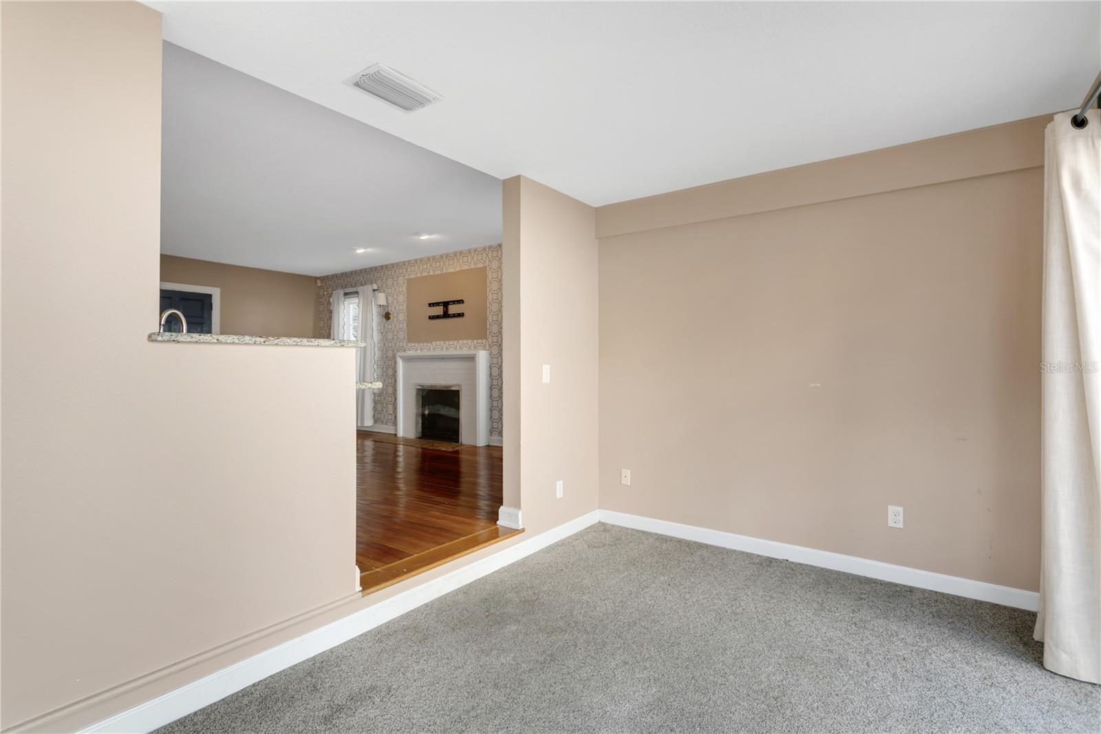 2918 W BAY VILLA AVE