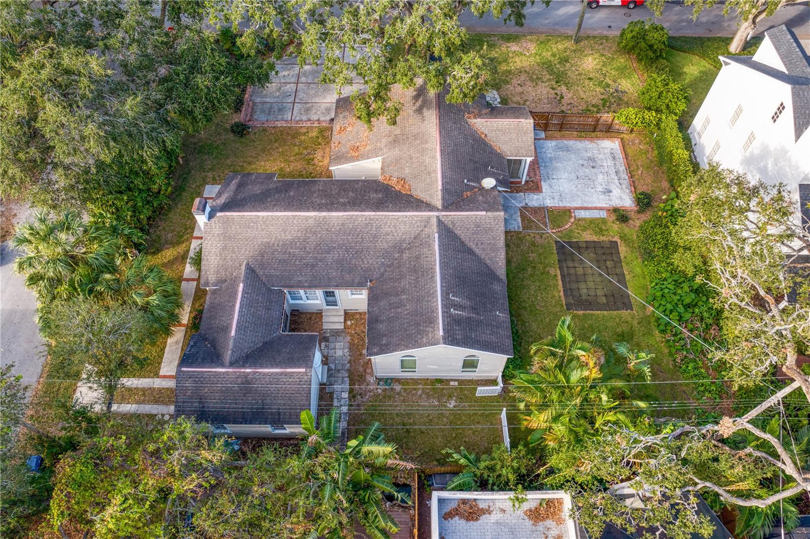 2918 W BAY VILLA AVE