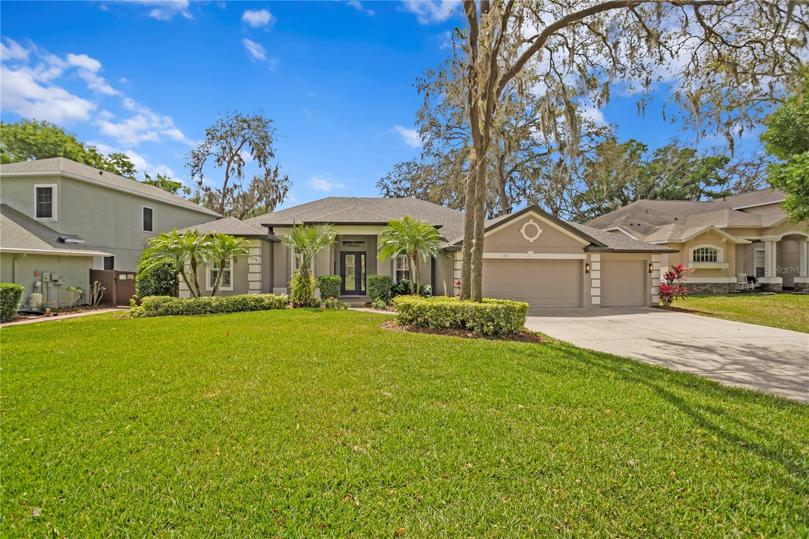 122 FALLING WATER DR