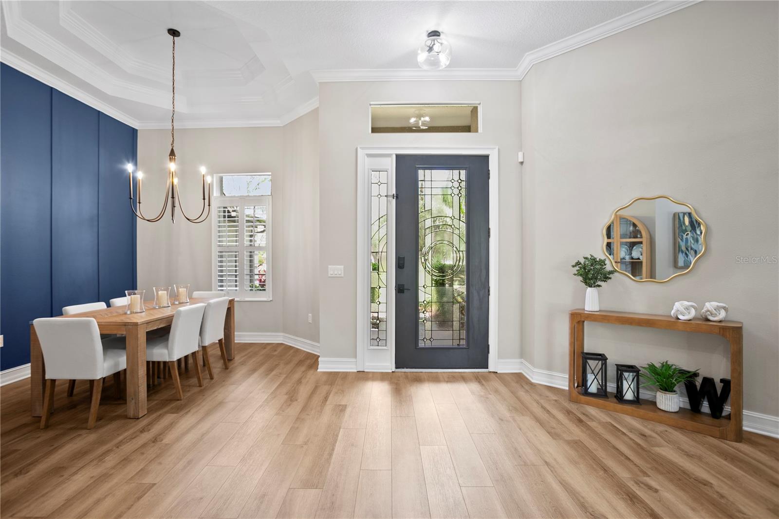 122 FALLING WATER DR