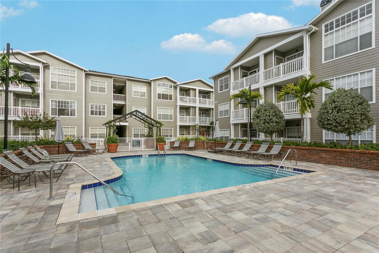 800 S DAKOTA AVE #315