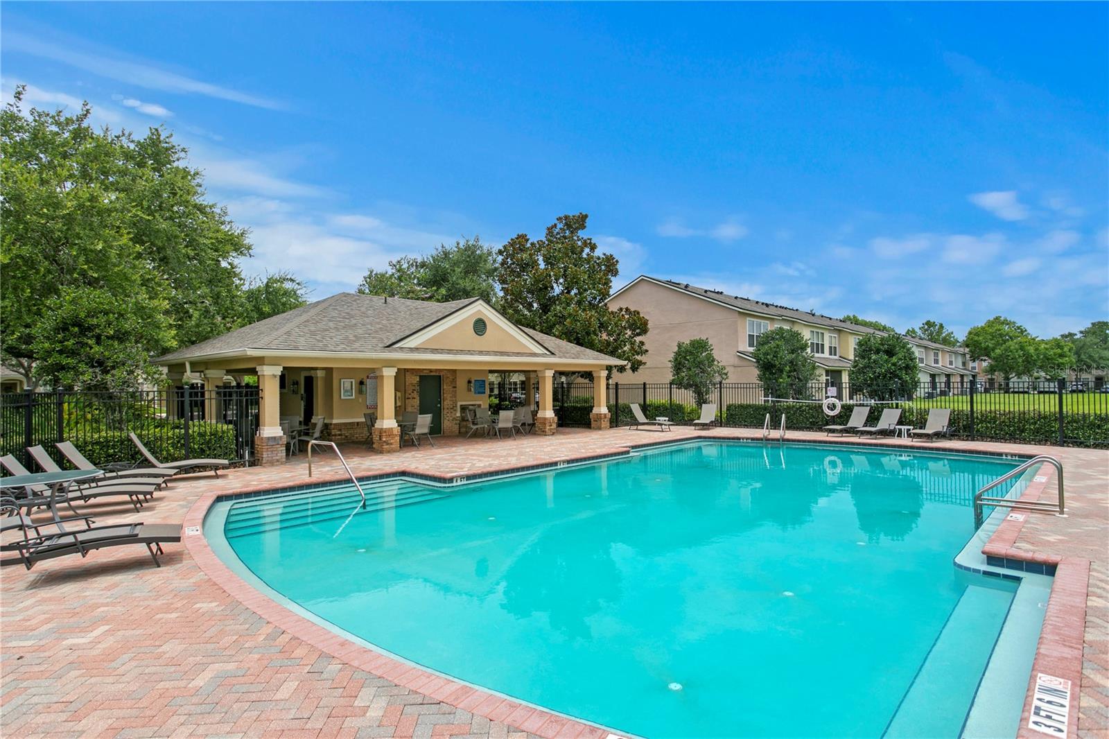 4715 BARNSTEAD DR