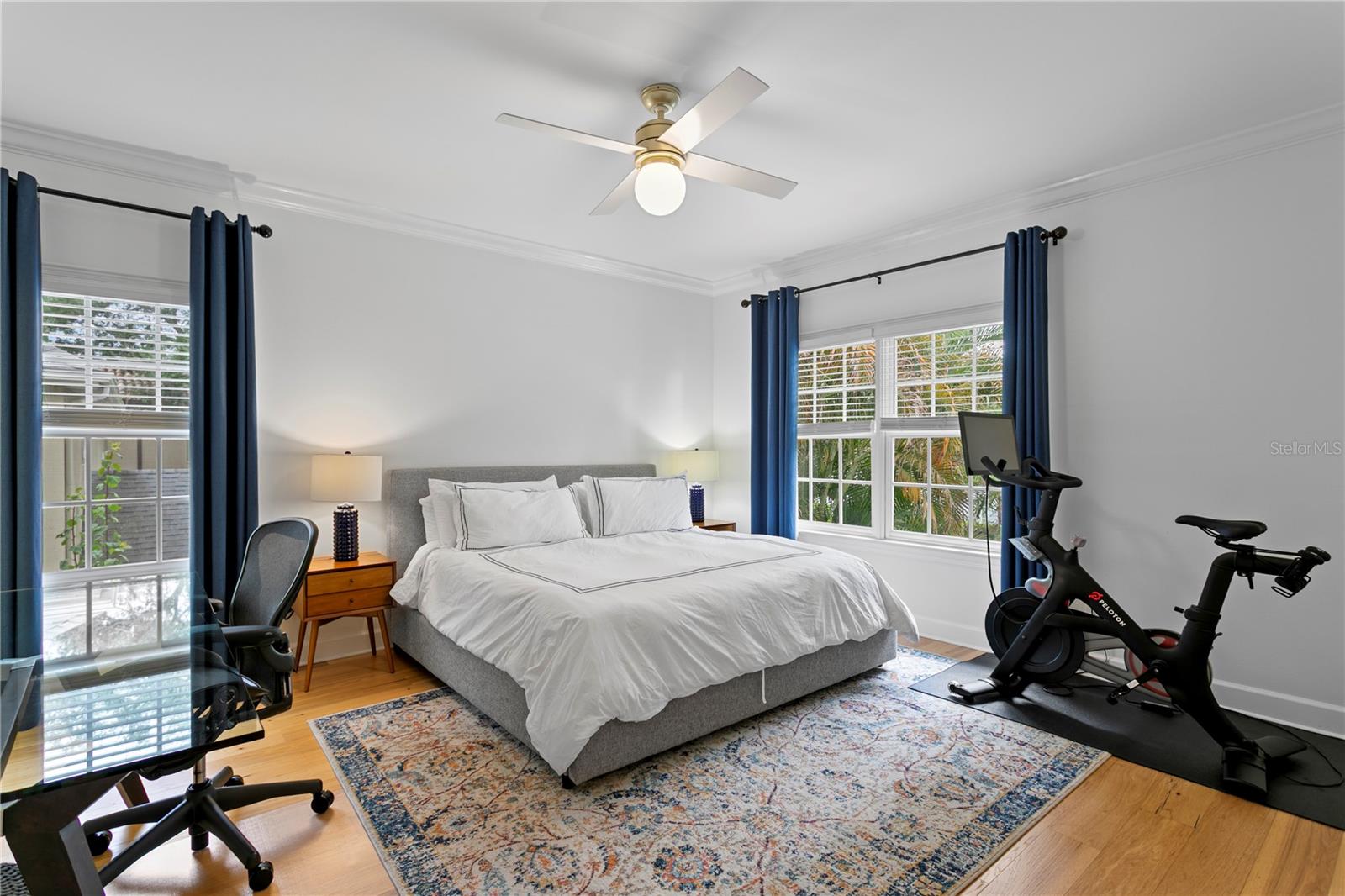 2915 W BAYSHORE CT #1/2