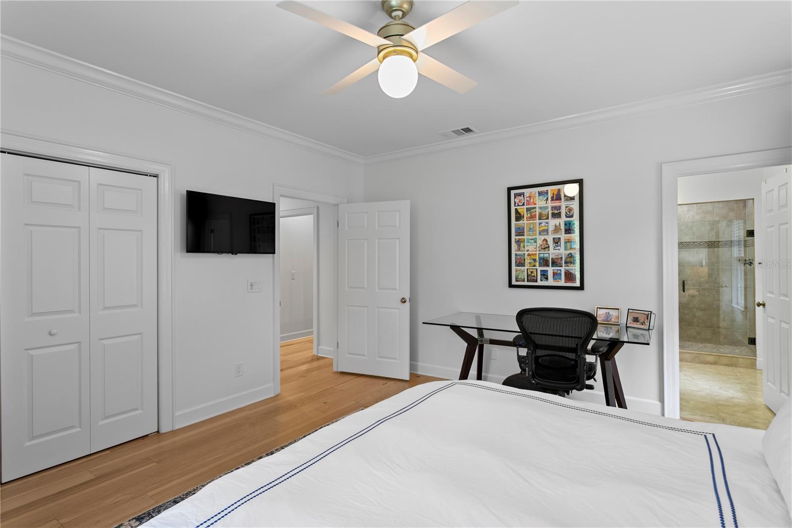 2915 W BAYSHORE CT #1/2