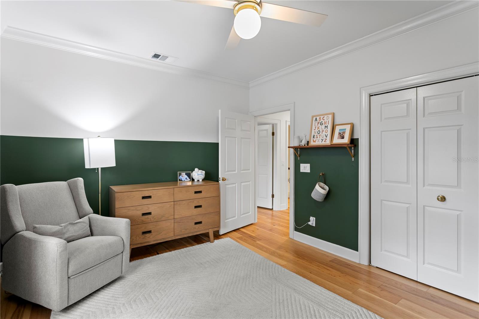 2915 W BAYSHORE CT #1/2