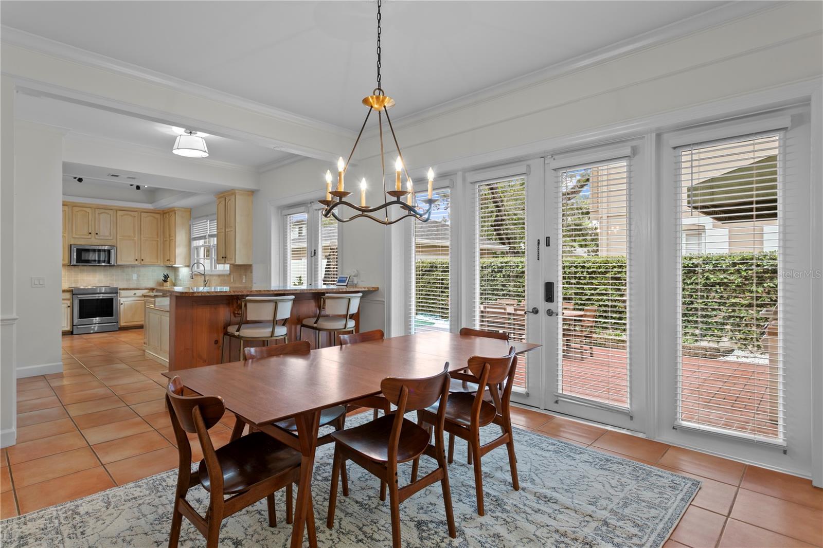 2915 W BAYSHORE CT #1/2