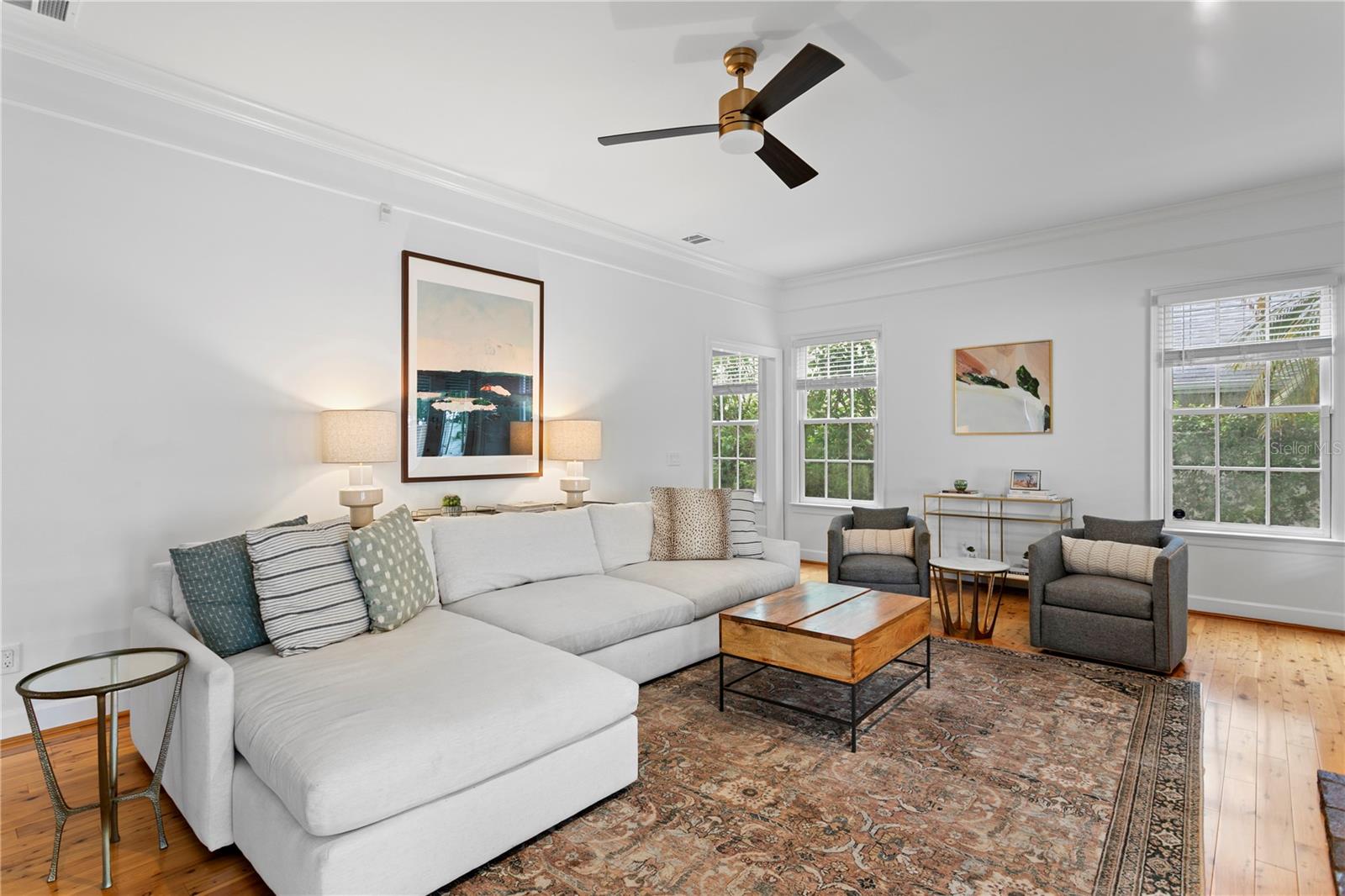 2915 W BAYSHORE CT #1/2