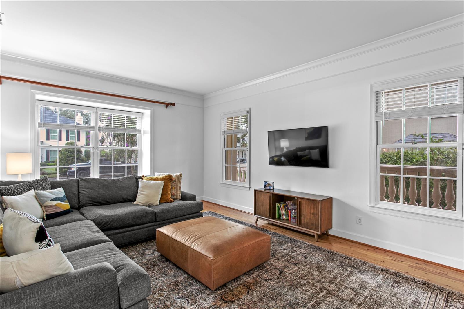 2915 W BAYSHORE CT #1/2