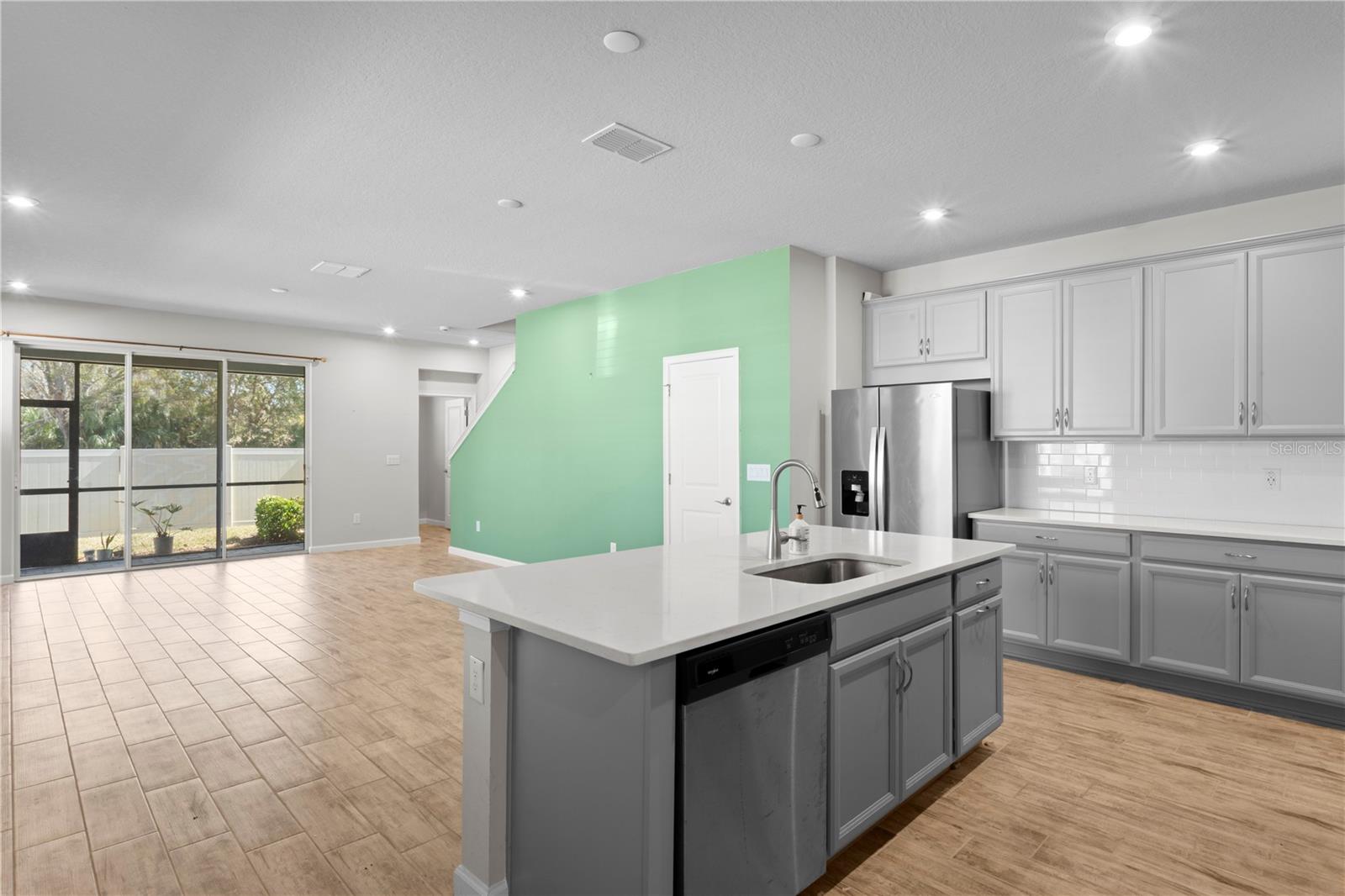 8519 PRIMROSE WILLOW PL