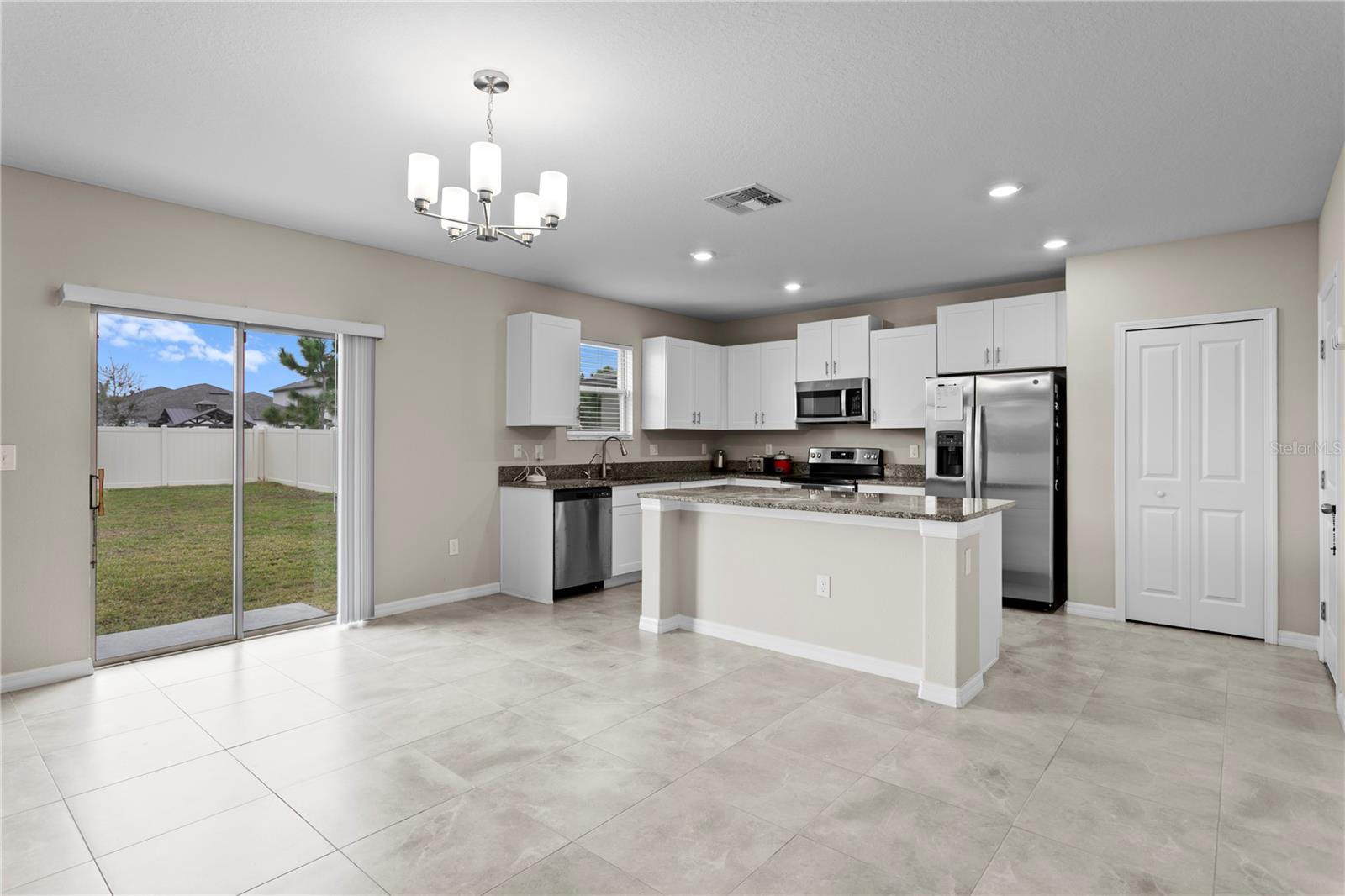 7109 PARADISE ISLAND CT