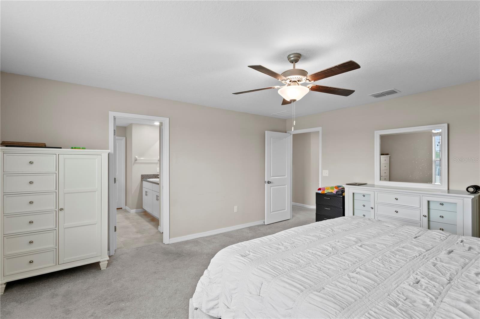 7109 PARADISE ISLAND CT